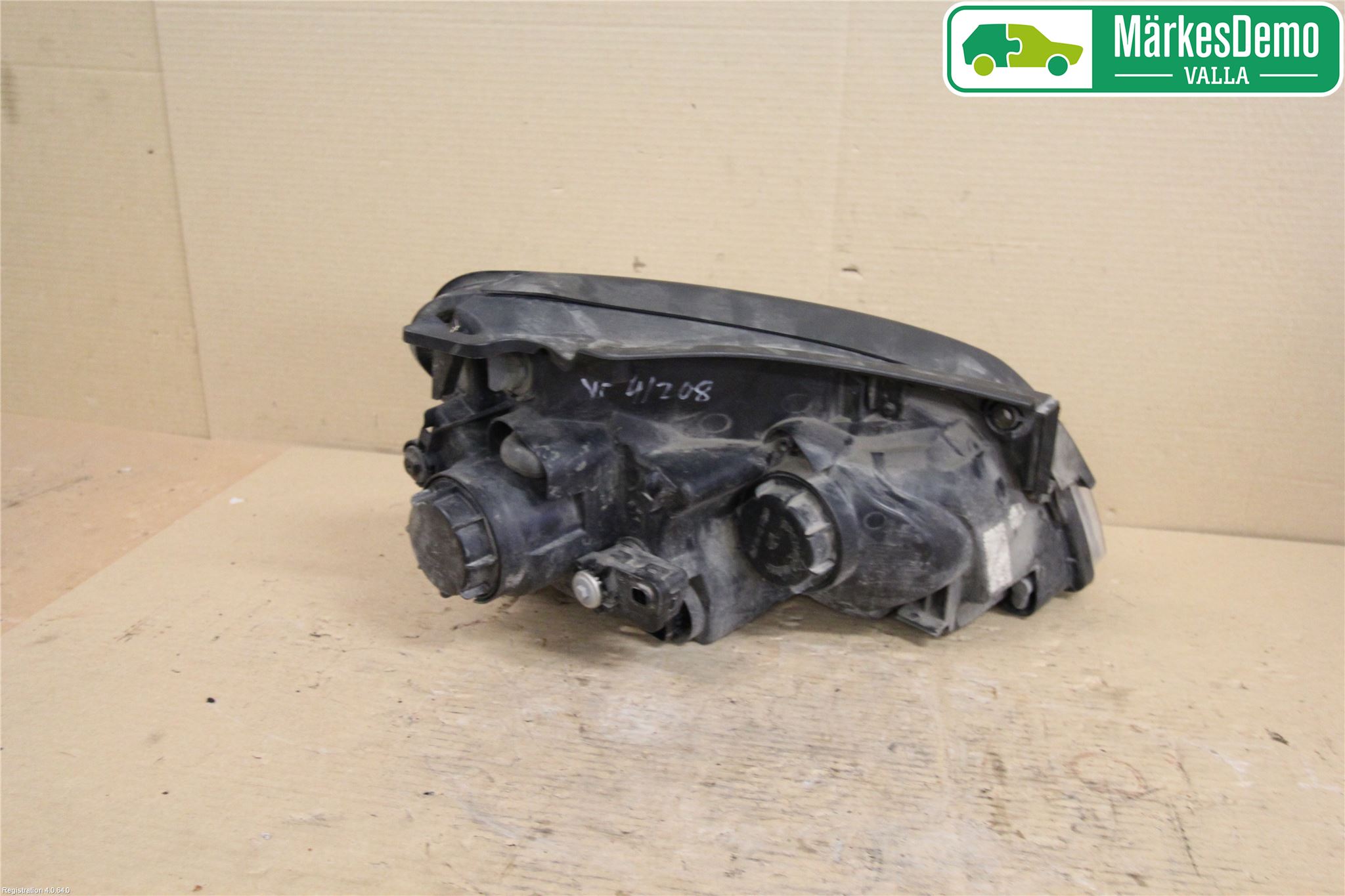 Kia CARENS II 07-12 Frontlykt Venstre