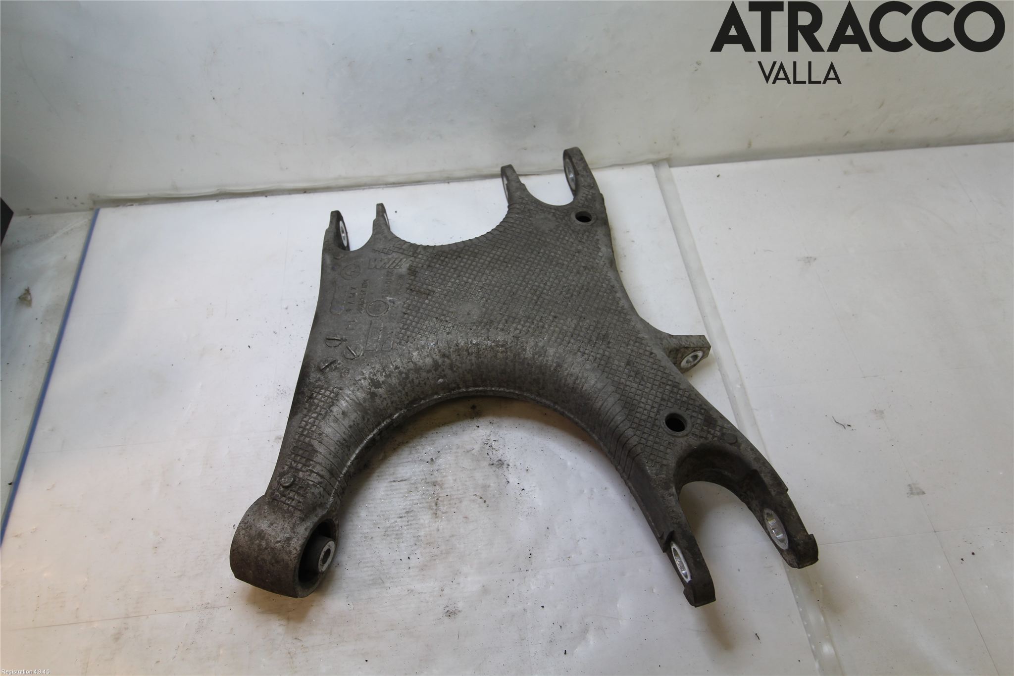 BMW 5 F10/F11/F18 09-17 Bærearm Bak Venstre