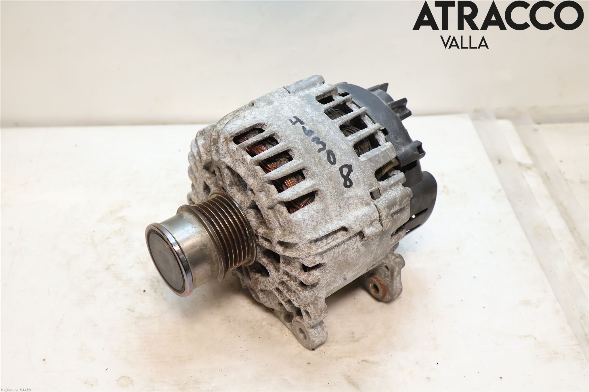 Volkswagen VW TOURAN 16- Dynamo