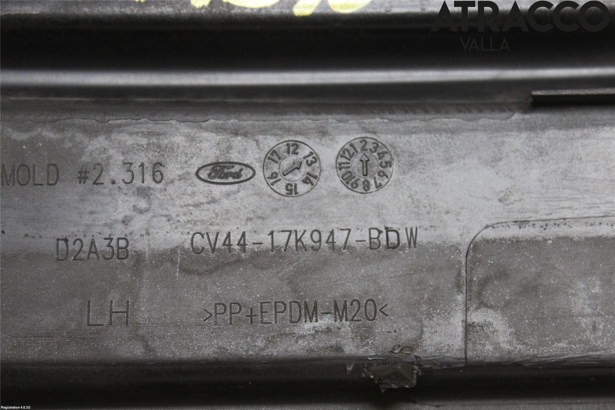 Ford KUGA 13-16 Støtfanger Grill-Utfylling