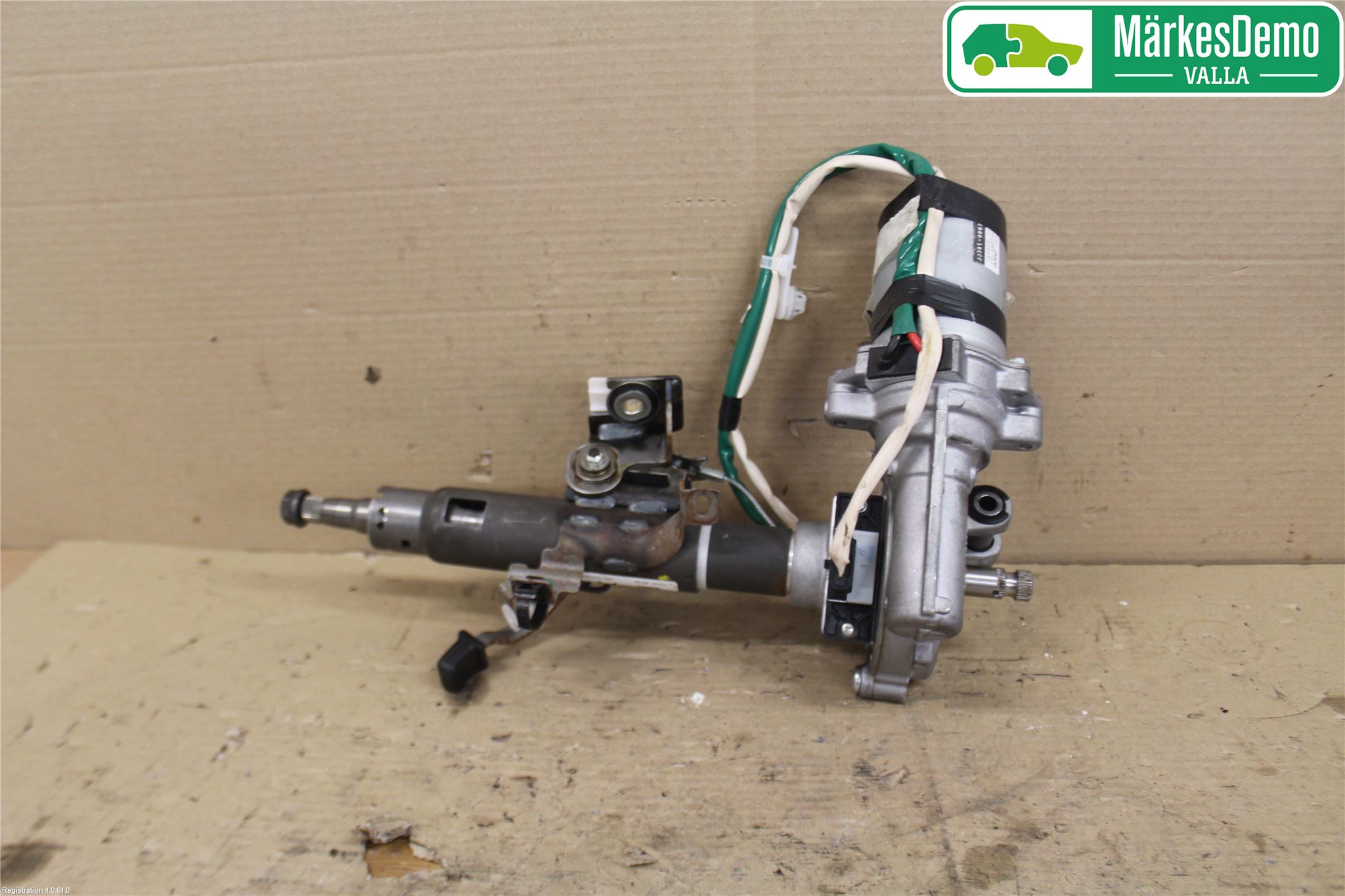 Toyota YARIS XP130 12-14 Rattakselaggregat Innebygd Servo