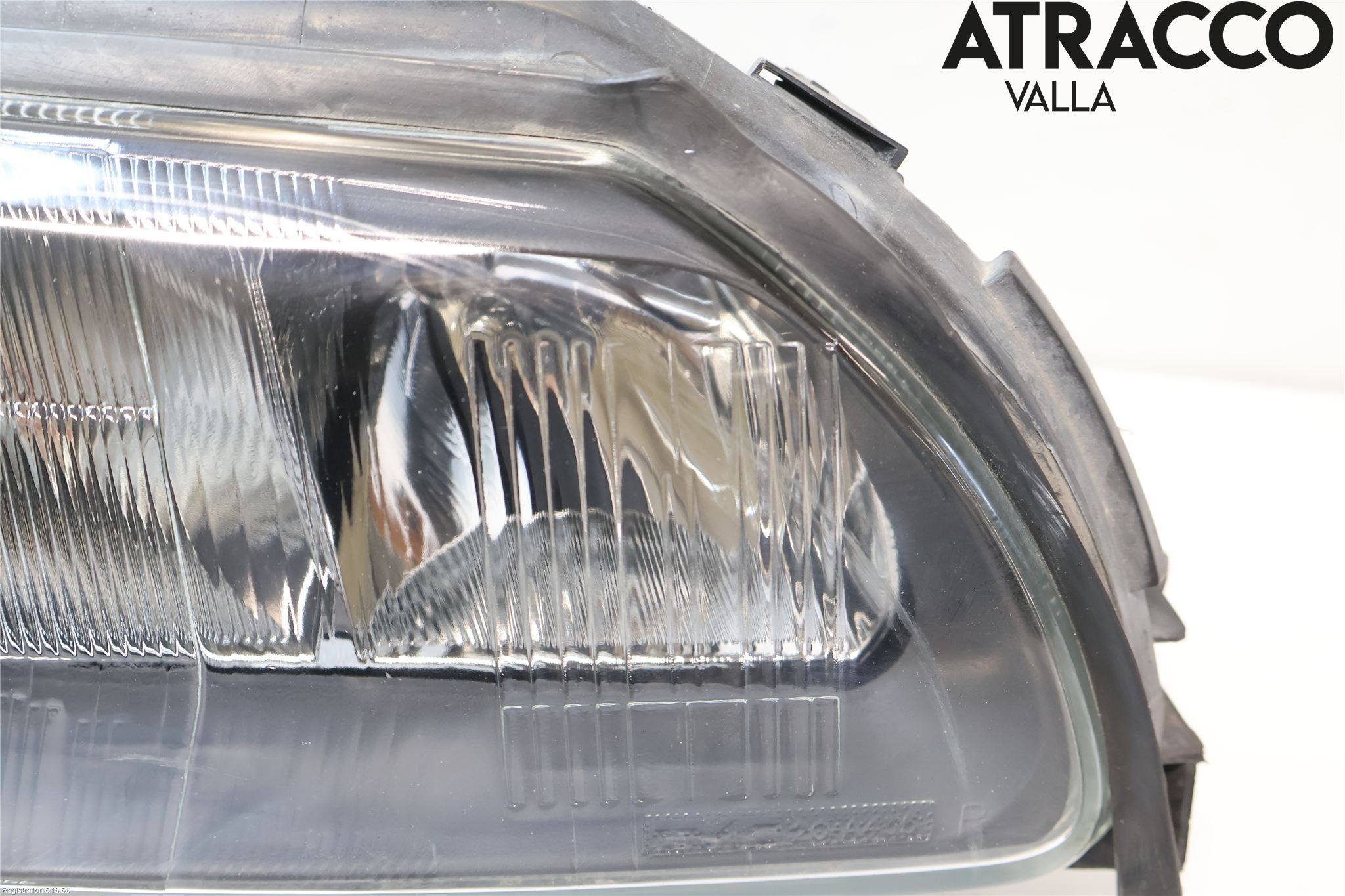 Volvo XC70 01-04 Frontlykt Venstre