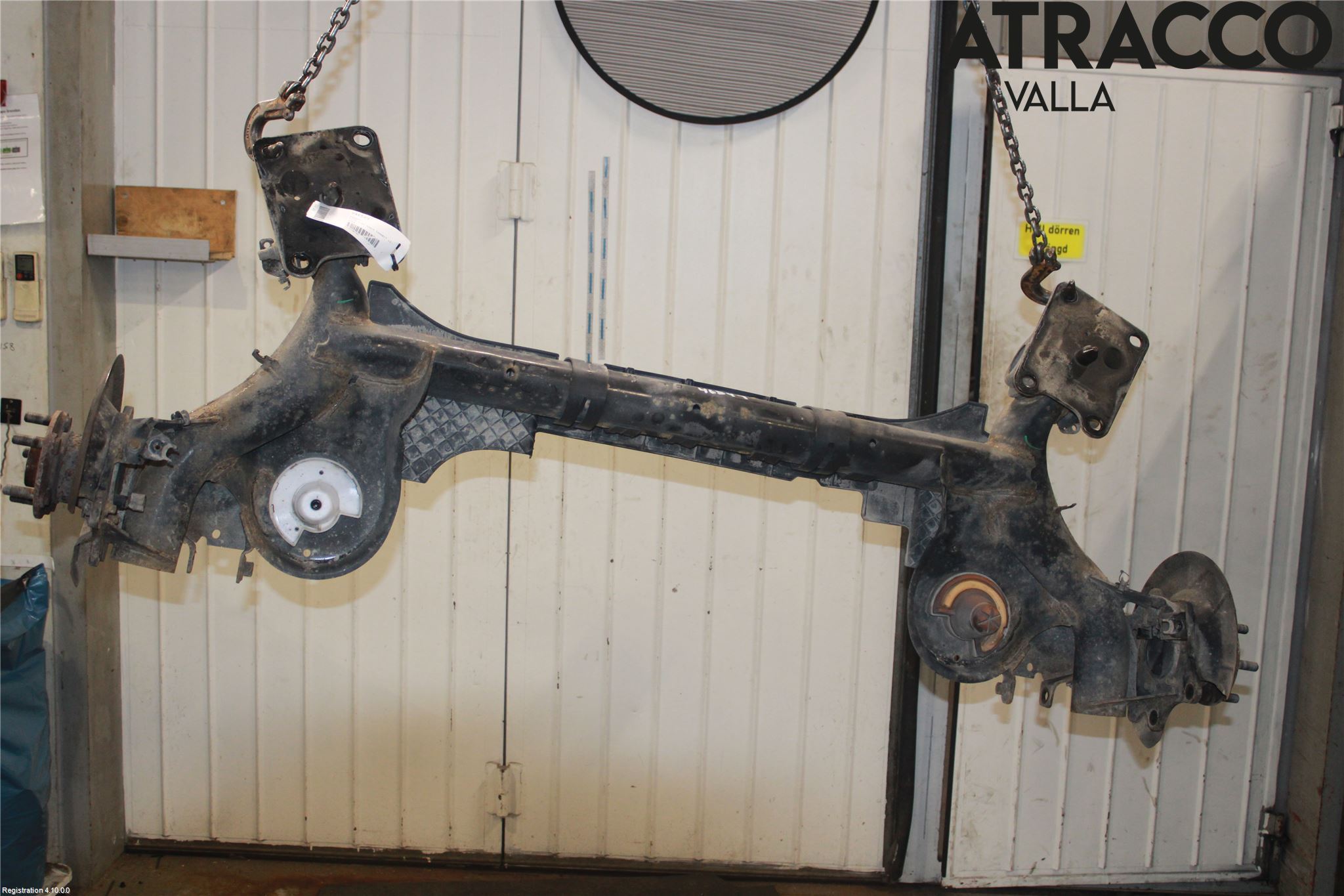 Ford TRANSIT/TOURNEO CONNECT 13-22 Bakaksel Feste Travers-Ramme