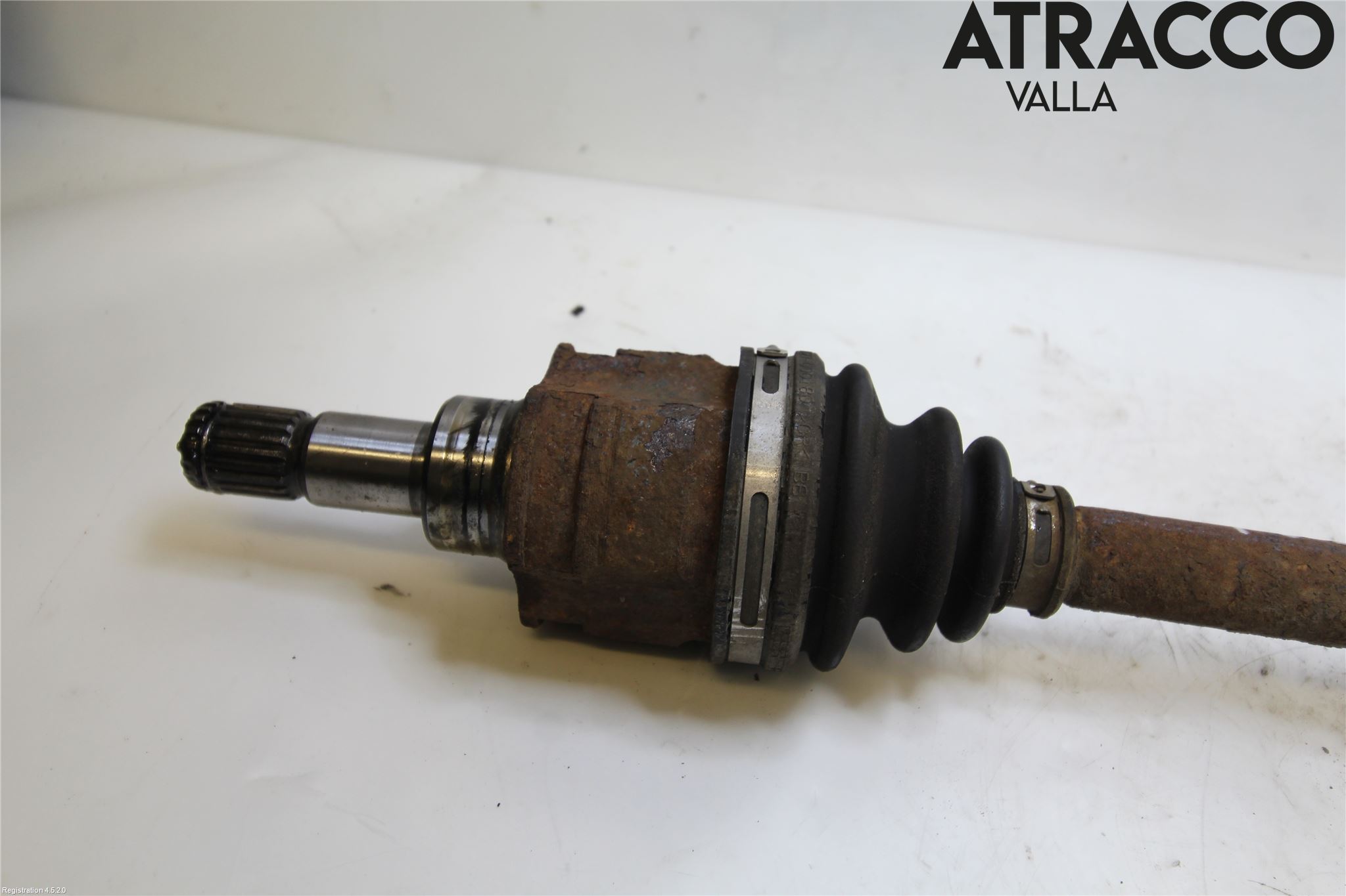 Toyota RAV4 13-18 Drivaksel Bak Kompl  V = H
