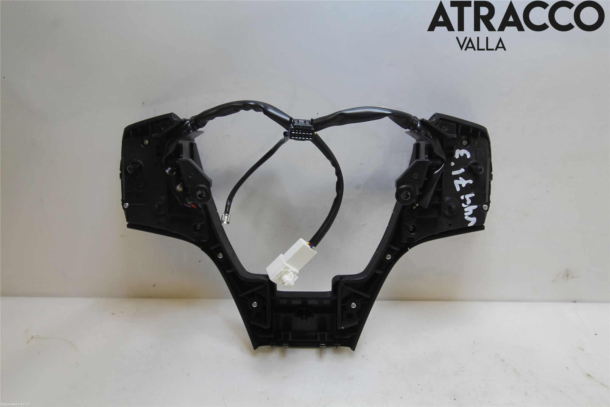Toyota AVENSIS 16-18 Bryter Ratt Radio-Stereo