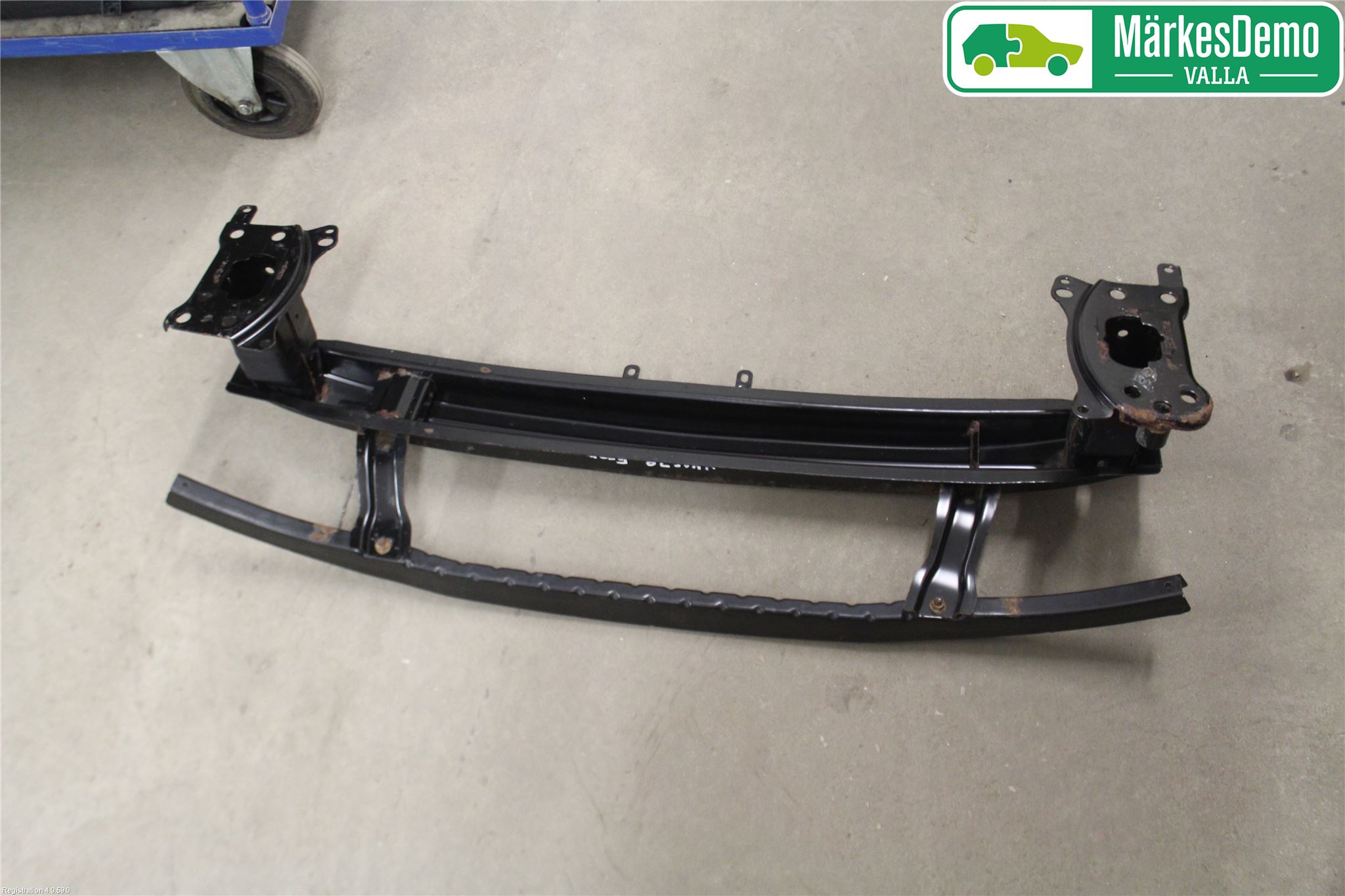 Volkswagen VW PASSAT 05-11 Støtfanger Foran Bjelke