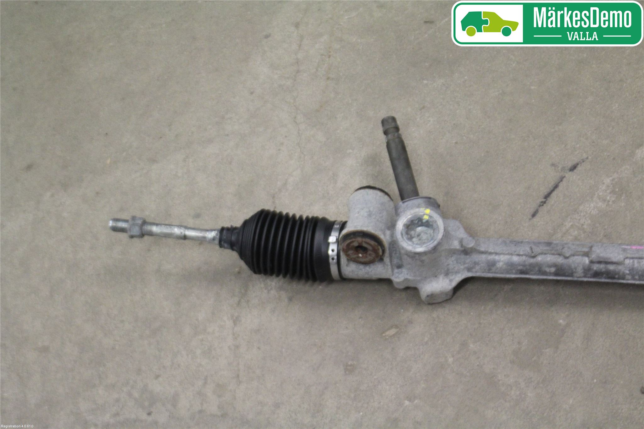 Toyota YARIS XP130 12-14 Snekke - Tannstang