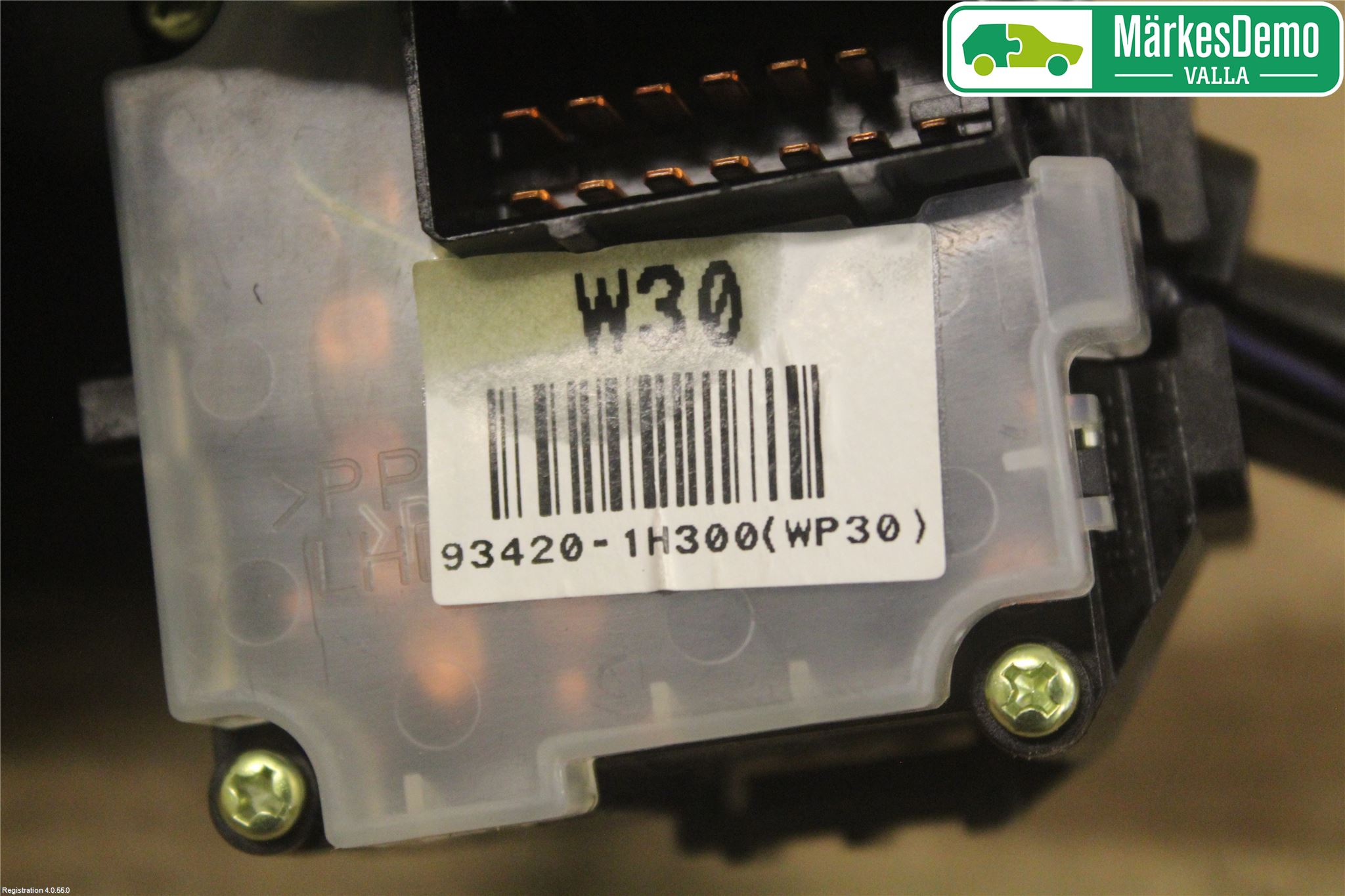Kia CEED 06-12 Bryter Ratt Visker - Spyler