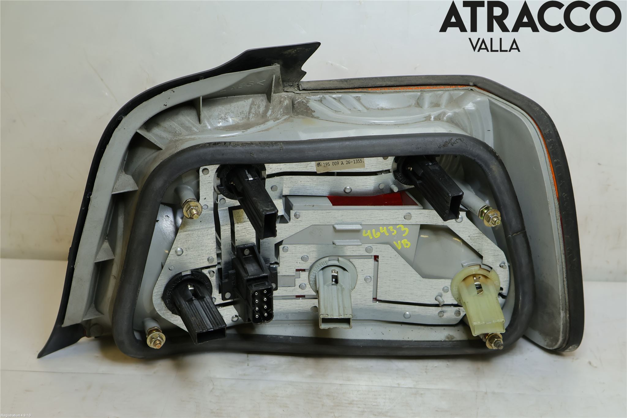 BMW 3 E36      91-00 Baklykt Venstre