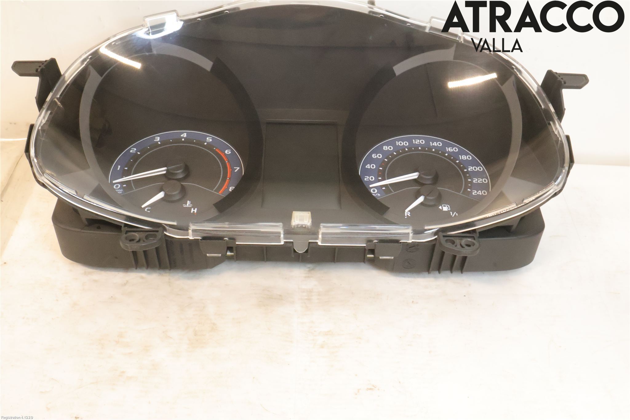 Toyota AURIS 13-19 Instr Kombinert