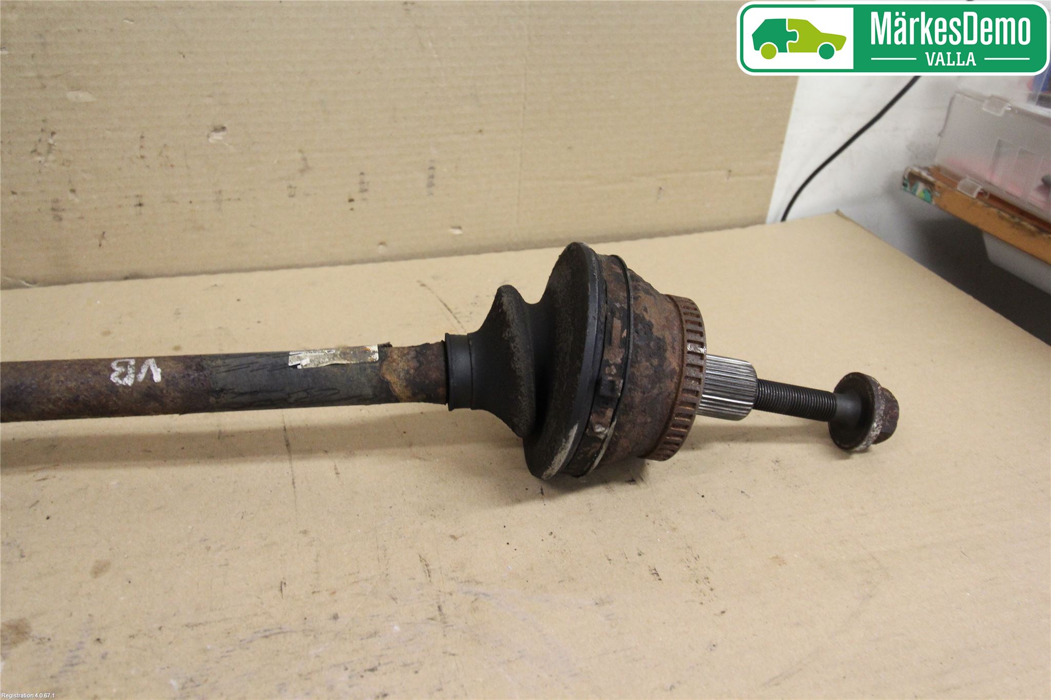 Audi A8/S8 4D 94-02 Drivaksel Bak Kompl Venstre
