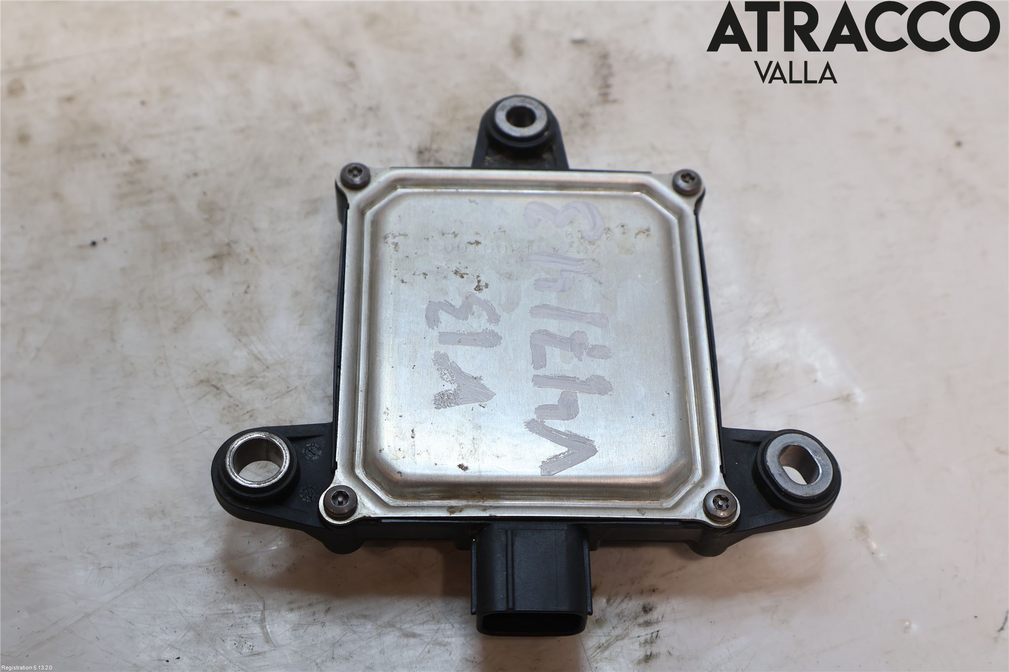 Mitsubishi OUTLANDER 13-21 Sensor Kollisjonsbeskyttelse