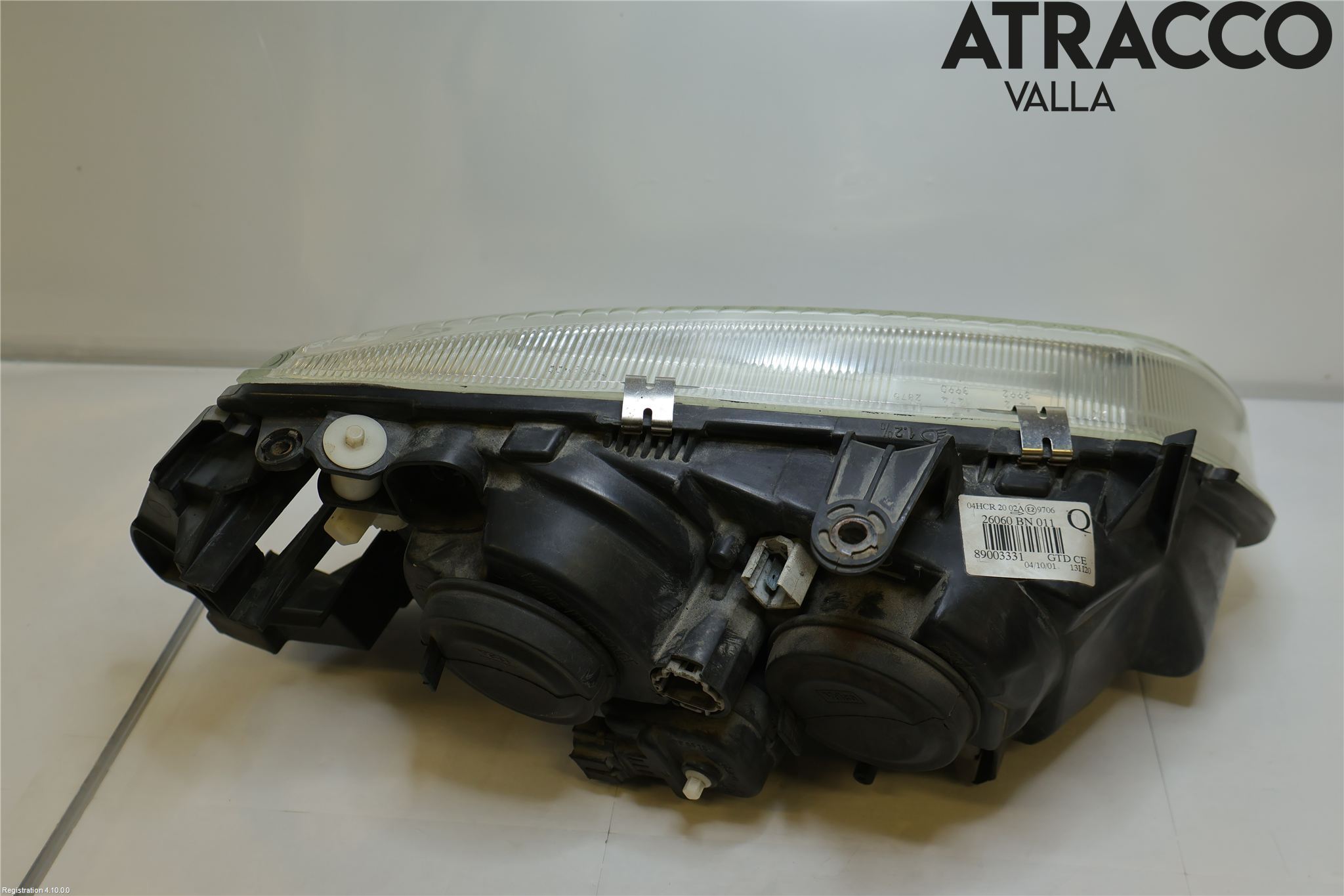 Nissan ALMERA    00-06 Frontlykt Venstre
