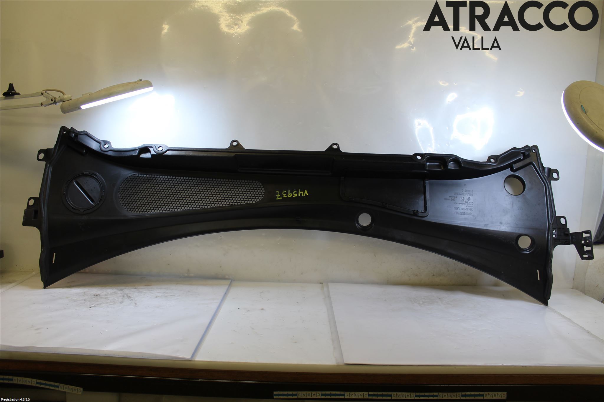Volvo XC60 18- Visker Deksel-Grill-Under Frr