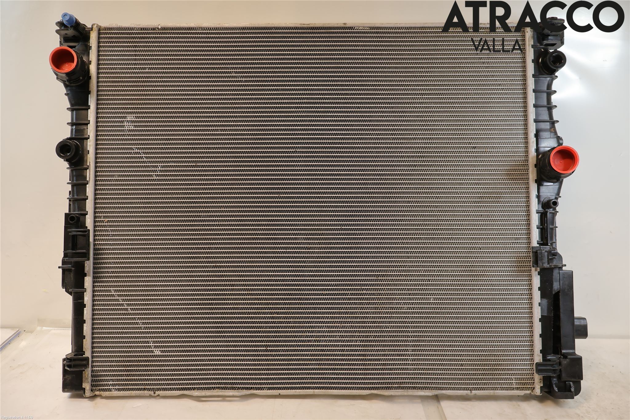 BMW 5 G30/G31/F90 17-23 Radiator Automat