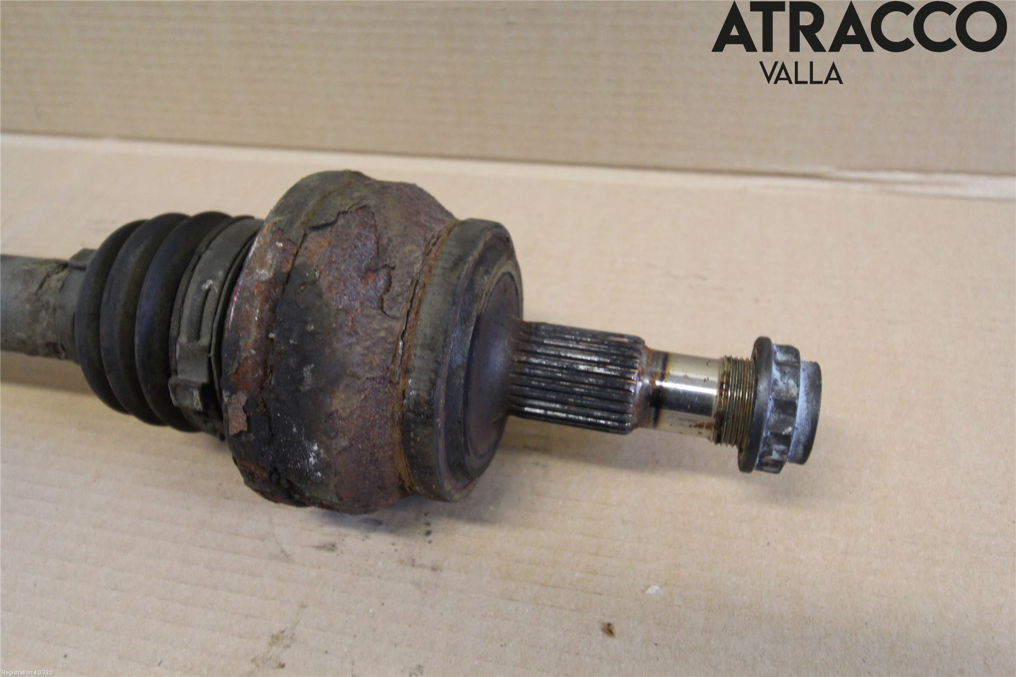 Mercedes-Benz MB E-KLASS (W212) 09-16 Drivaksel Bak Kompl  V = H