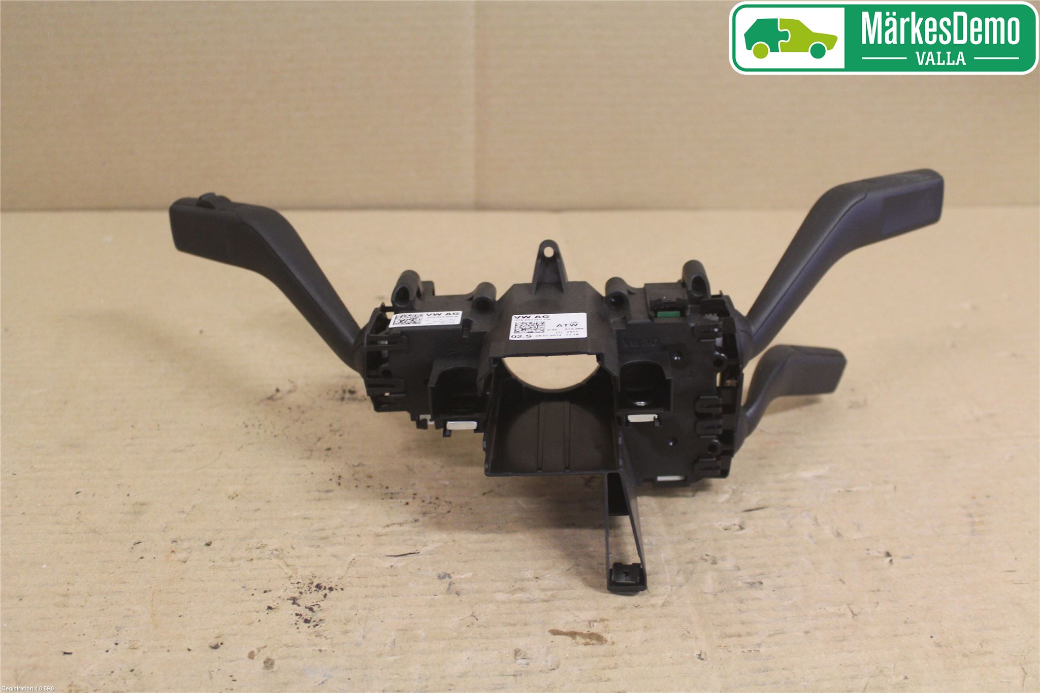 Volkswagen VW PASSAT 11-14 Bryter Ratt Kombi H Og V
