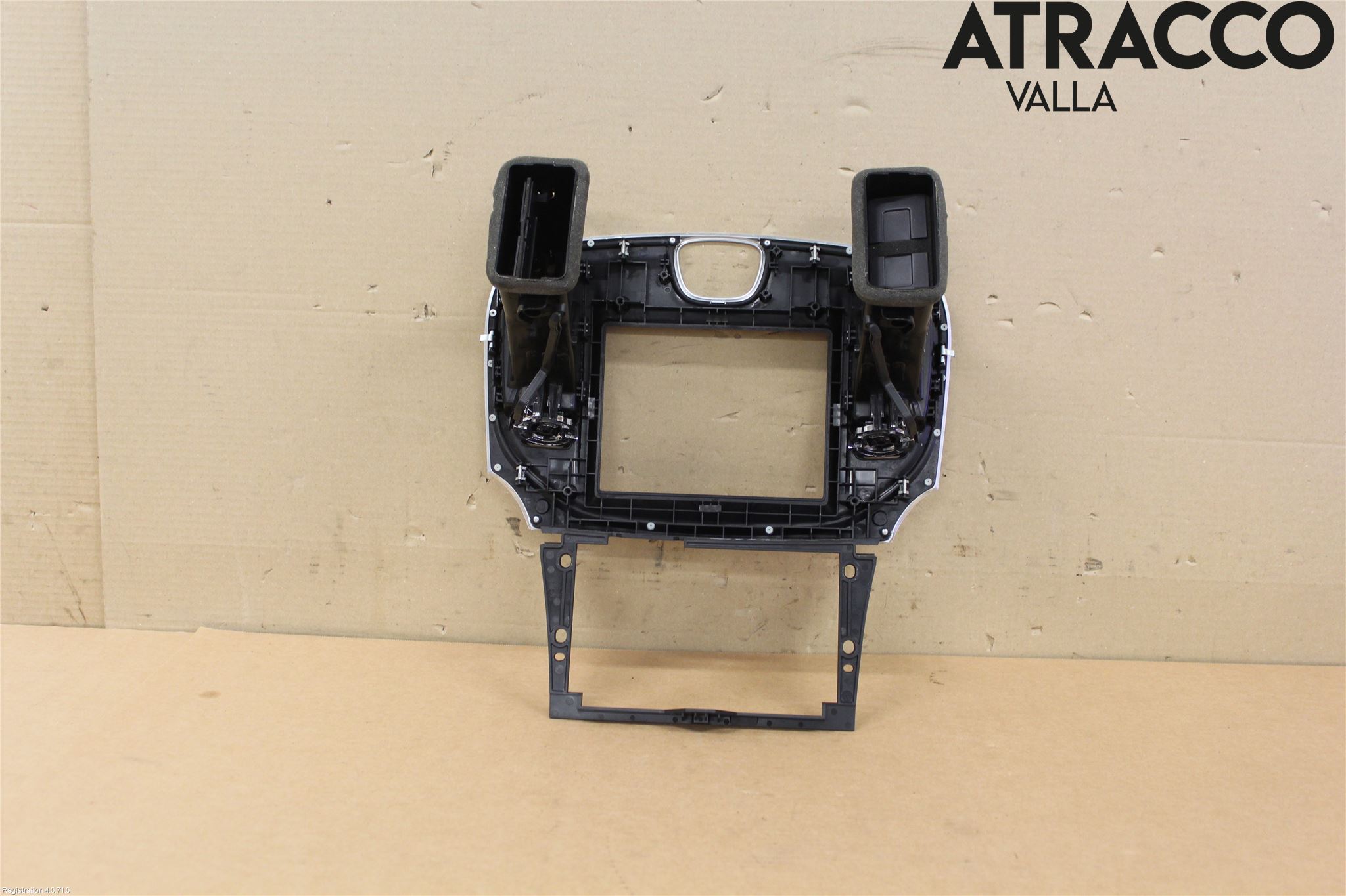 Lancia THEMA Innr Radio Ramme