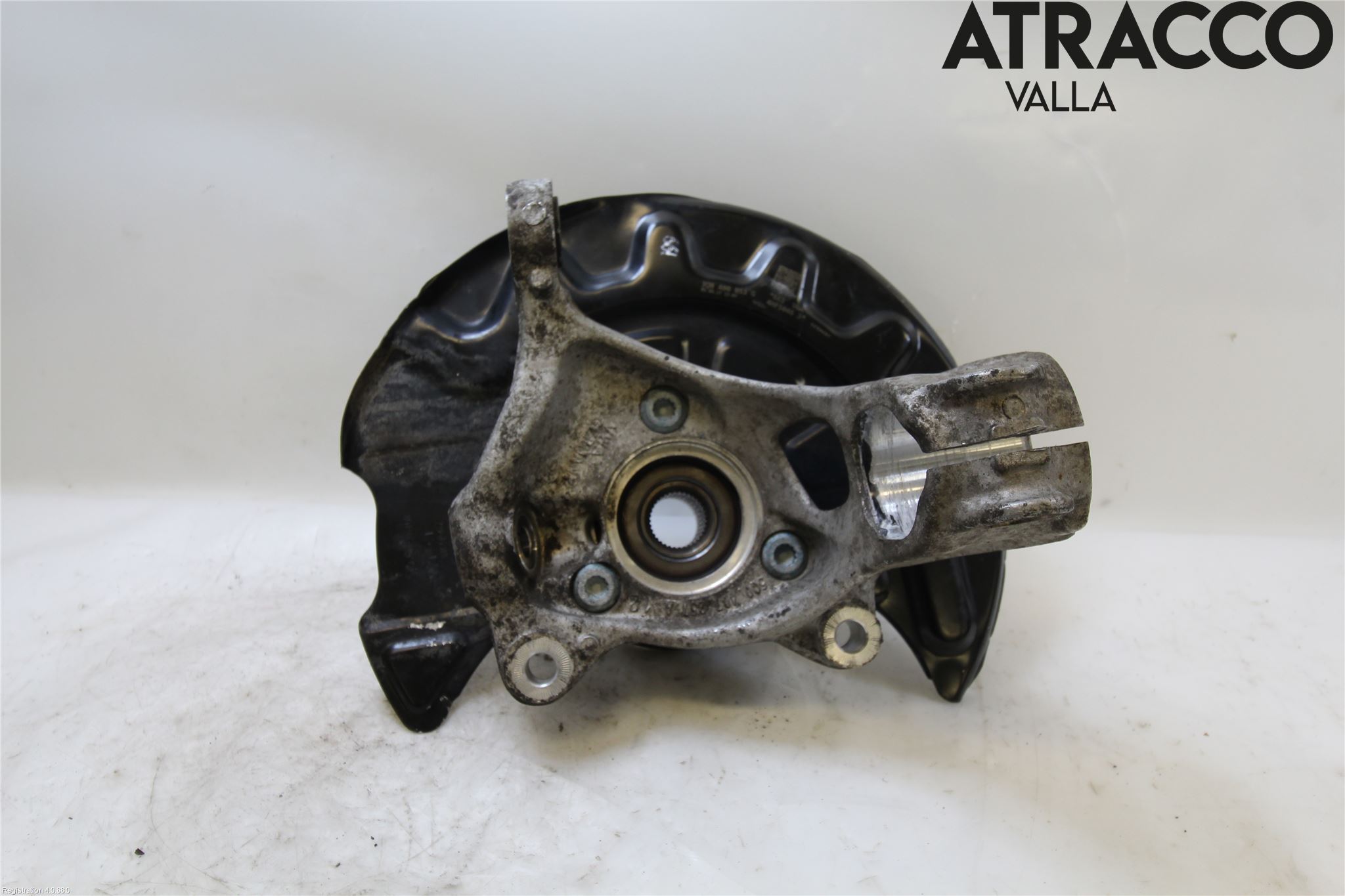 Volkswagen VW ARTEON 17- Spindel Vf