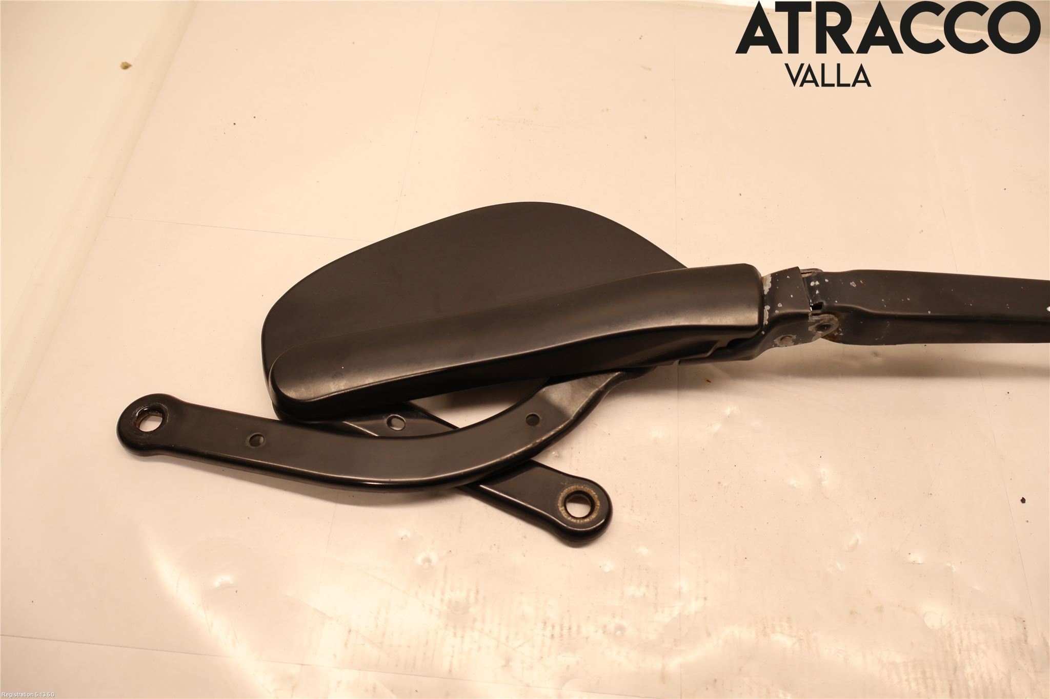 BMW 5 E60/61 Sed/Tou 02-10 Viskerarm-Armer Frontrute