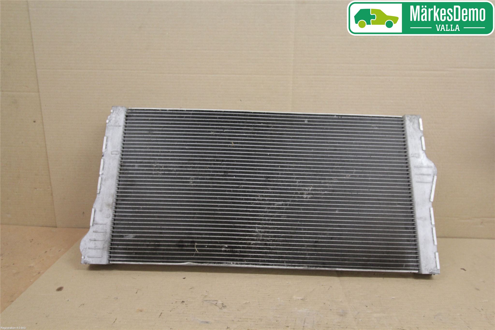 BMW 5 F10/F11/F18 09-17 Radiator Automat