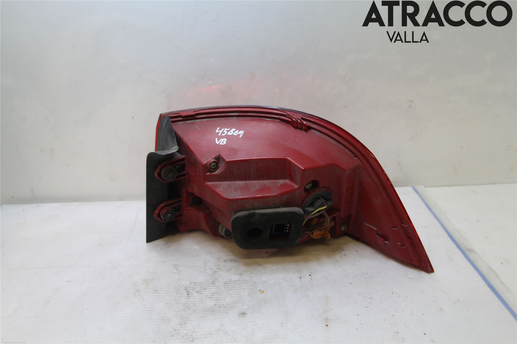 Volkswagen VW PASSAT 11-14 Baklykt Venstre