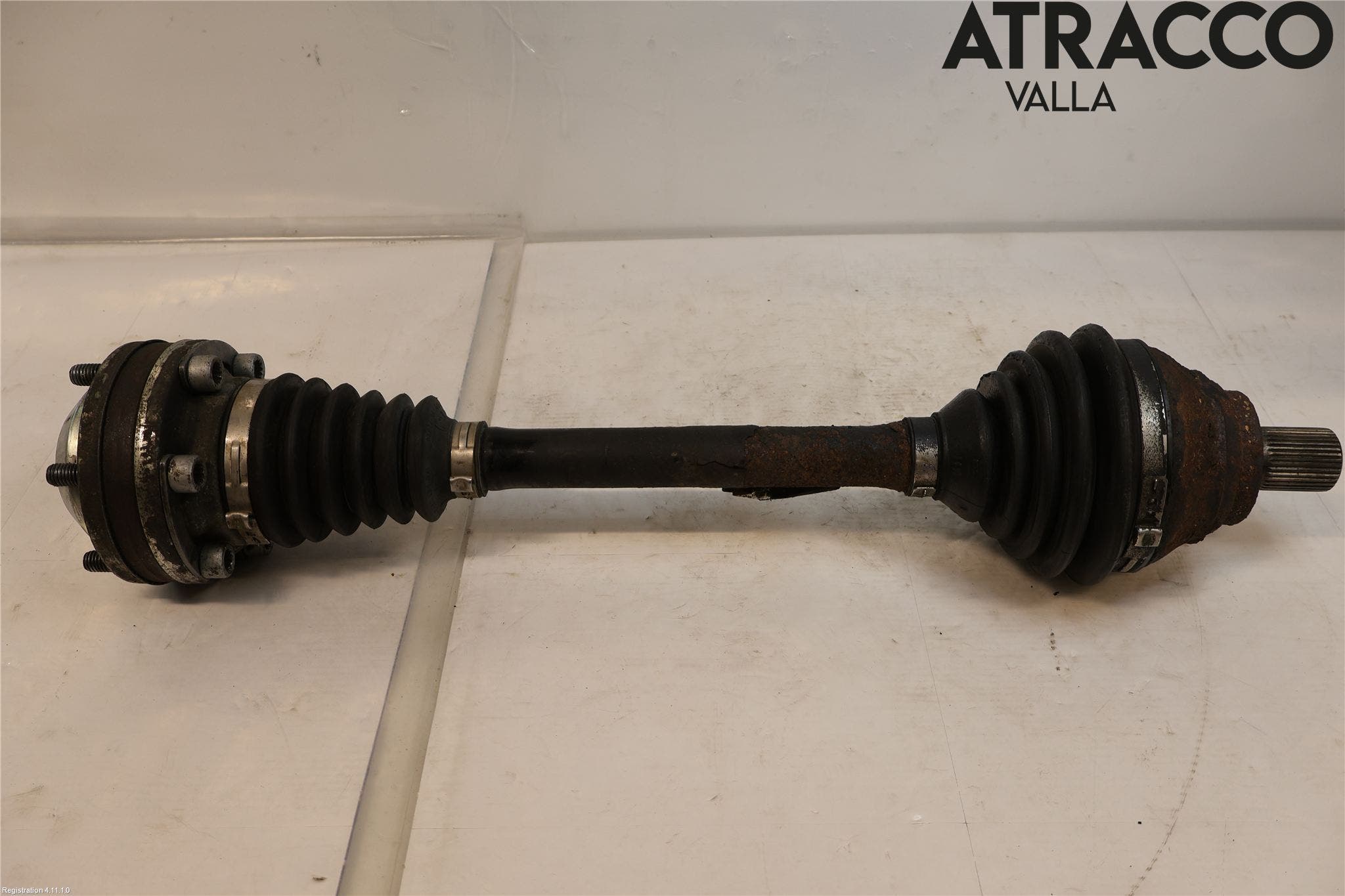 Volkswagen VW PASSAT 11-14 Drivaksel Foran Kompl Venstre