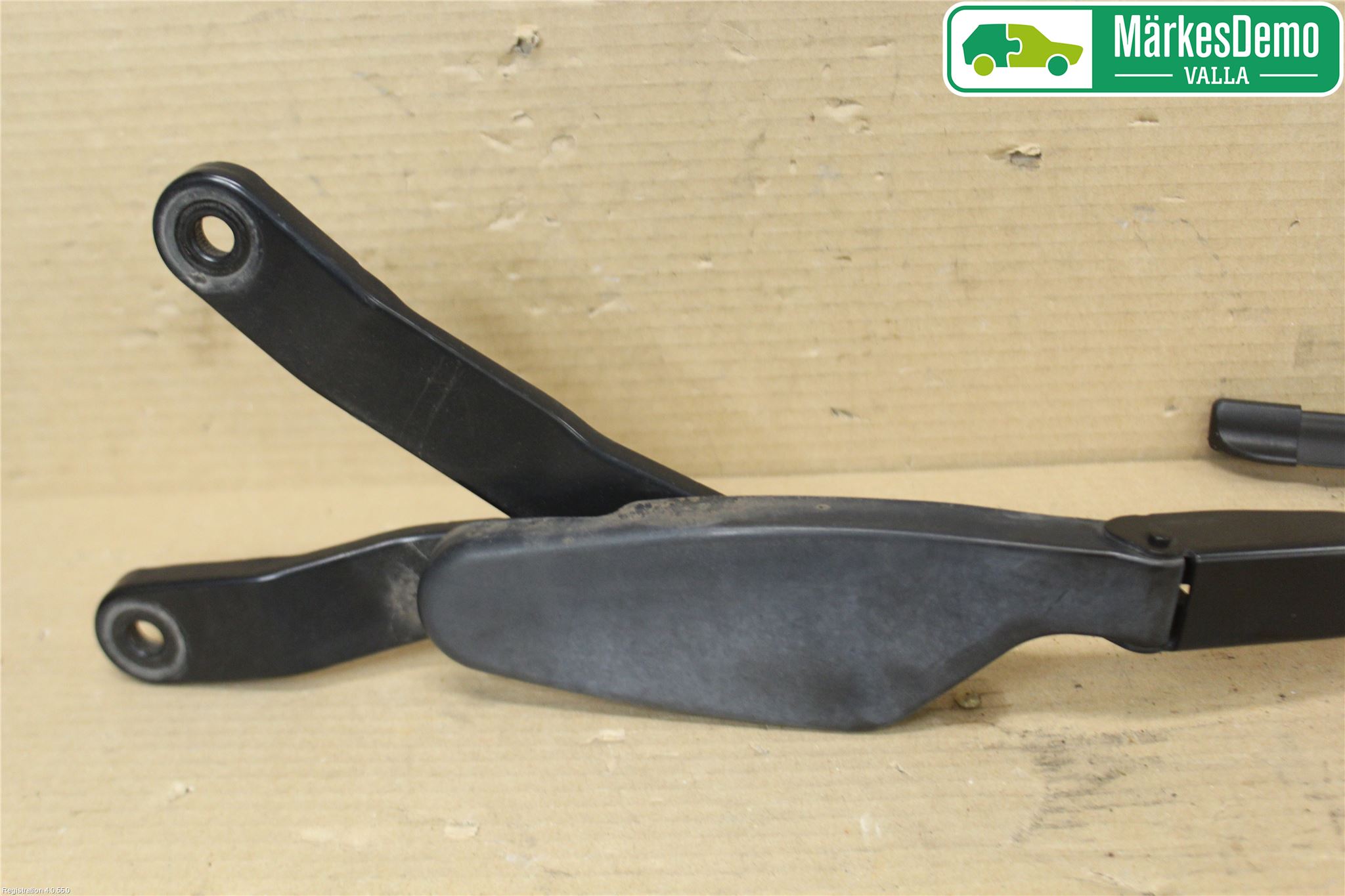 Mercedes-Benz MB C-KLASS (W204) 07-15 Viskerarm-Armer Frontrute
