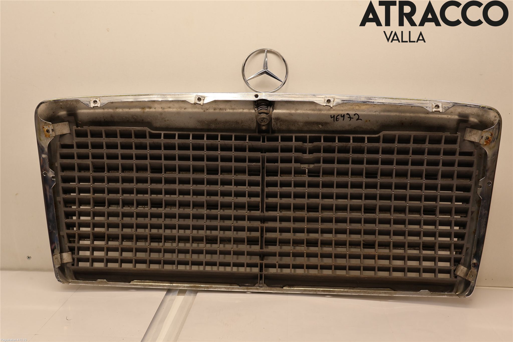 Mercedes-Benz MB 200-500  (W124) 86-96 Grill Komplett