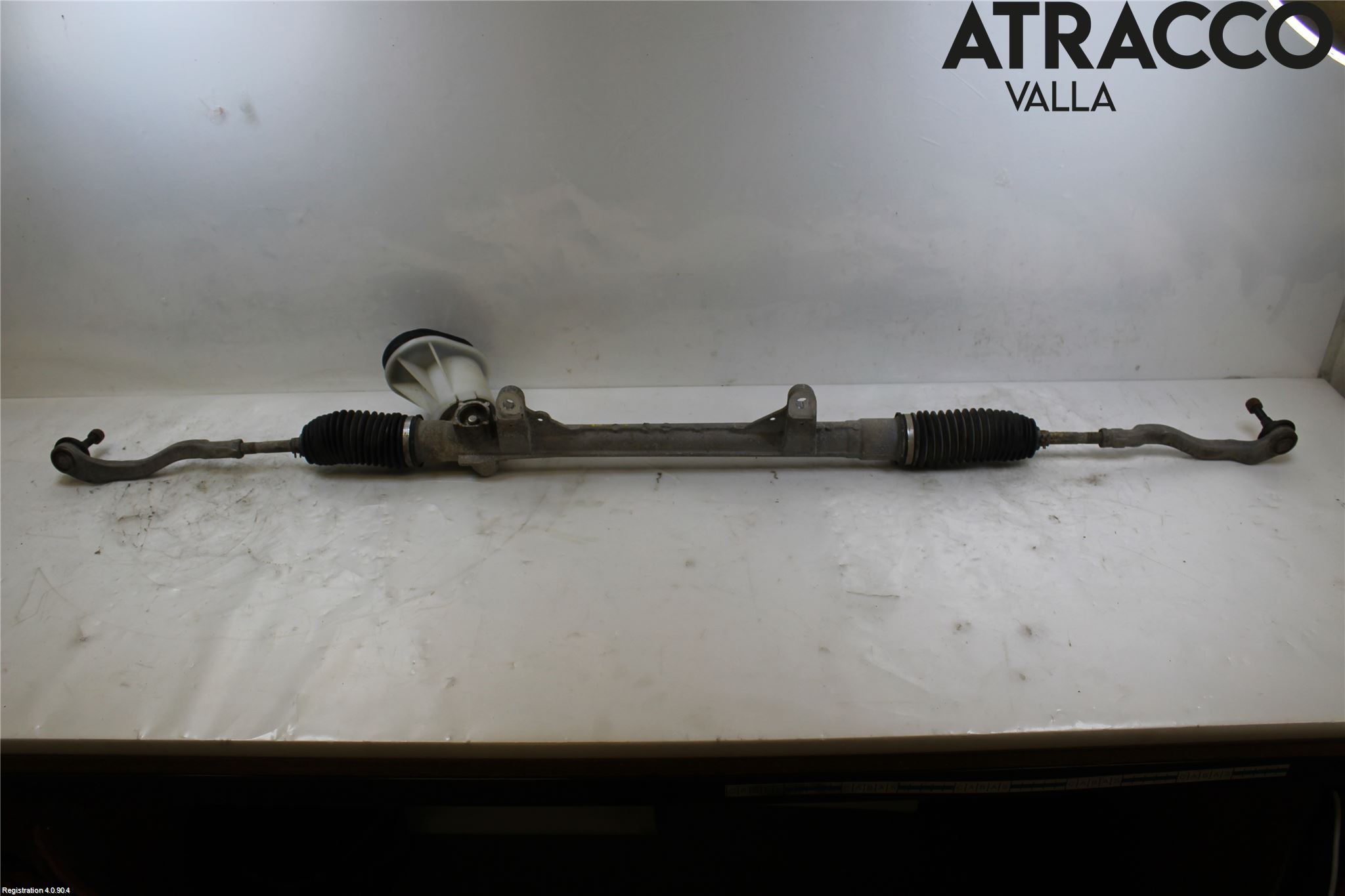 Nissan NV250 20-22 Servo Snekke - Tannstang