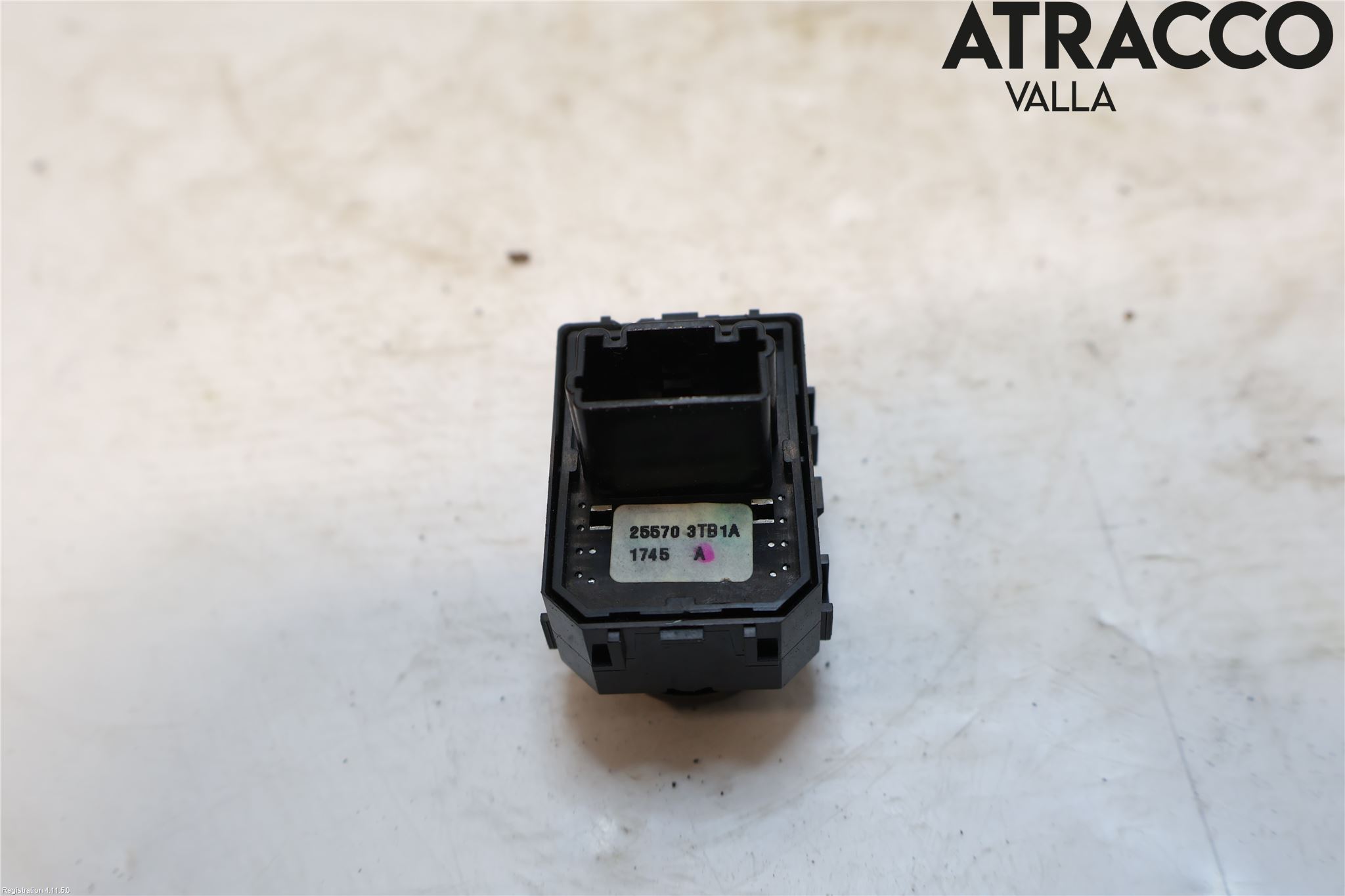Nissan NOTE E12 14-20 Bryter Speil