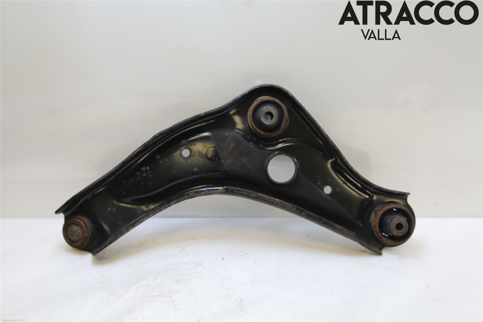 Nissan QASHQAI 17-21 Bærearm Foran Høyre Nedre