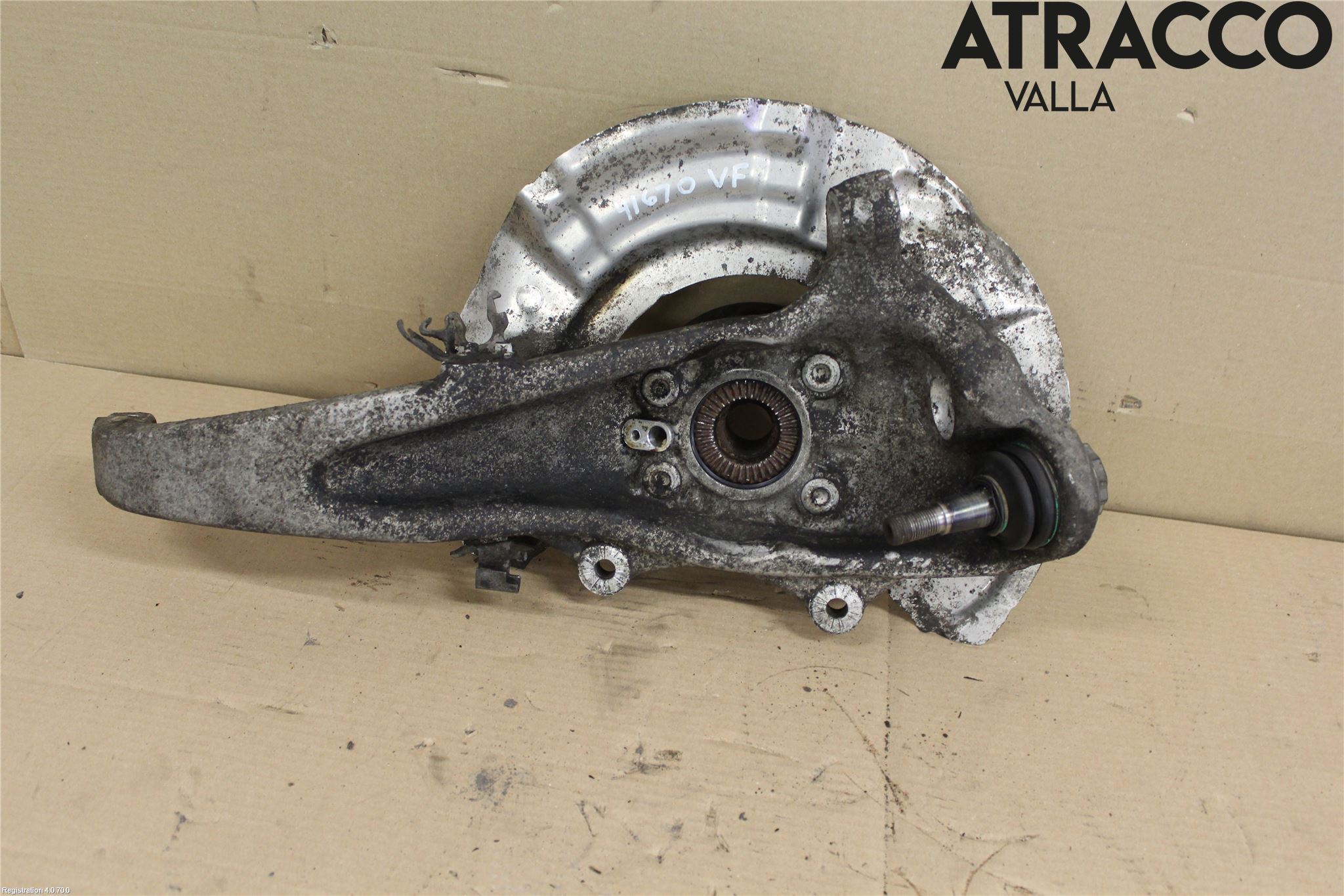 BMW 5 F10/F11/F18 09-17 Spindel Vf