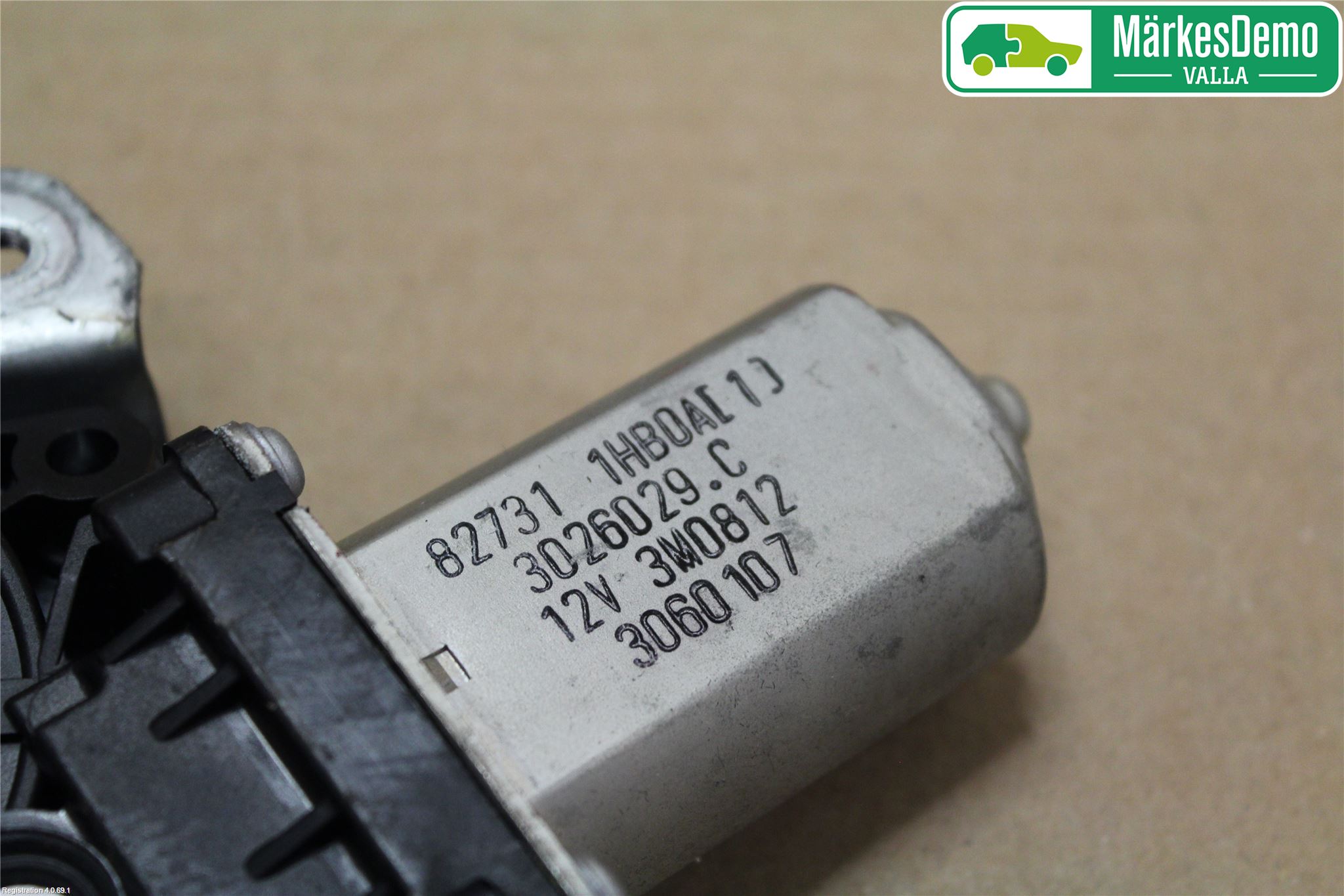 Nissan MICRA 11-16 Vindusheis El Komp