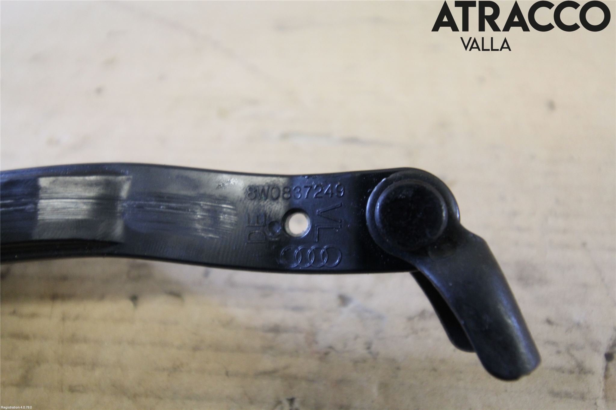Audi A4/S4 B9 16-19 Dørstopper