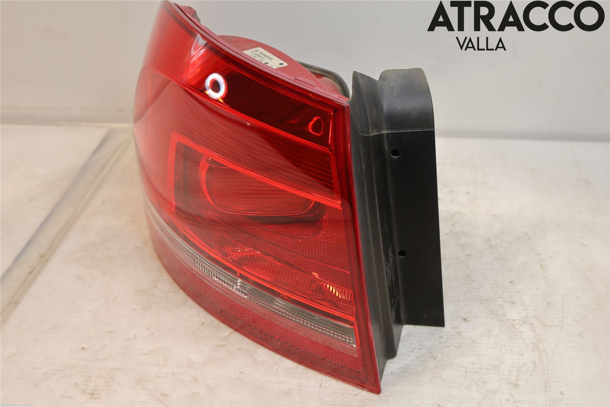 Volkswagen VW PASSAT 11-14 Baklykt Venstre