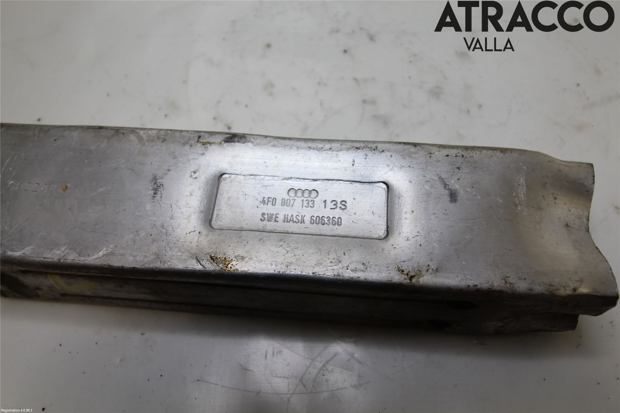Audi A6/S6     05-11 Støtfanger Foran Feste