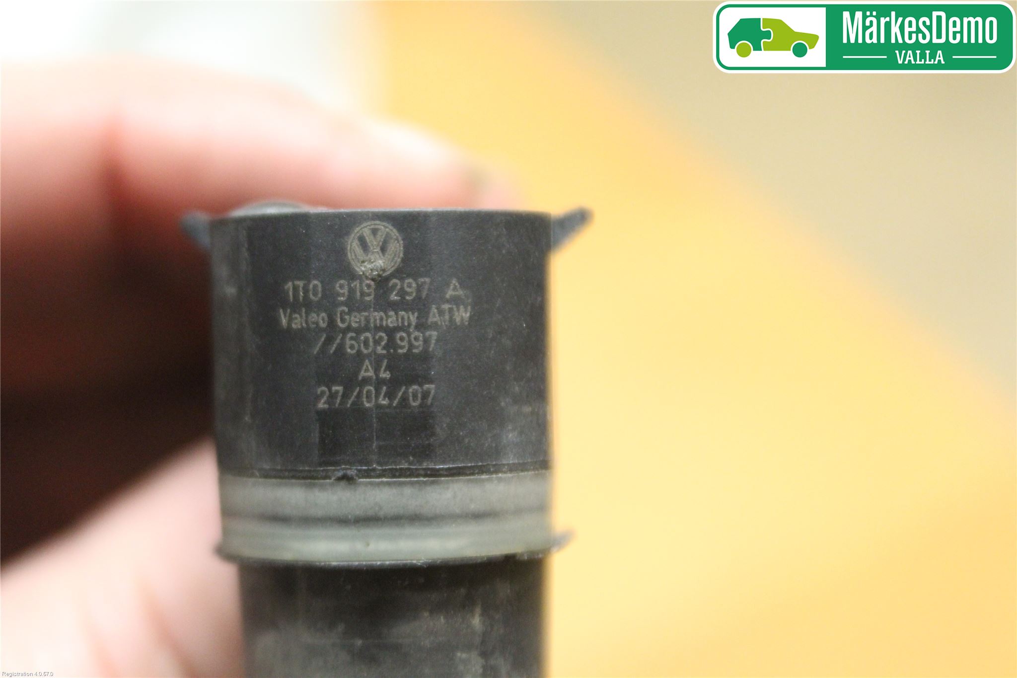 Volkswagen VW TOURAN 03-10 Sensor Parkering Front