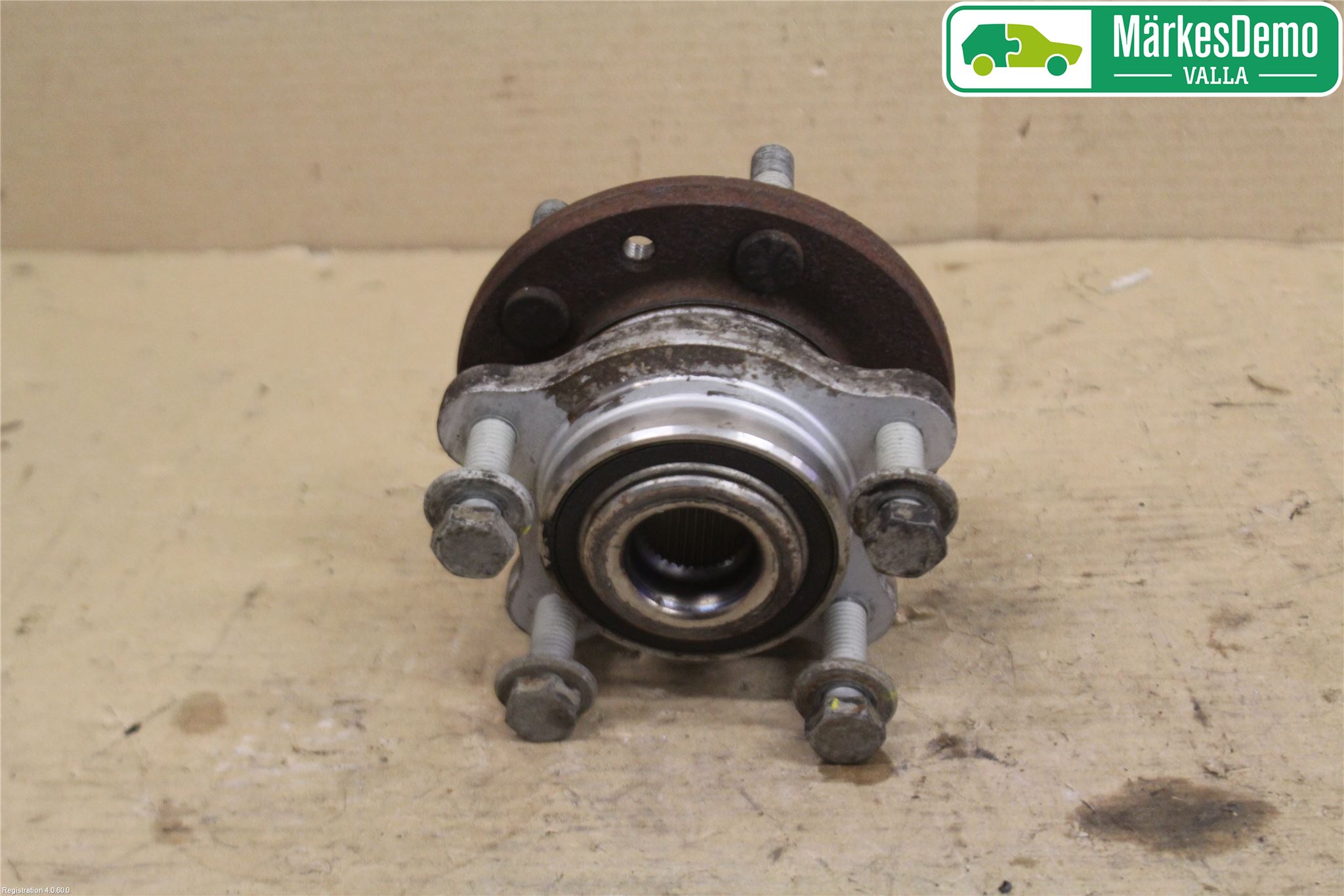 Volvo V40 12-19 Nav Foran