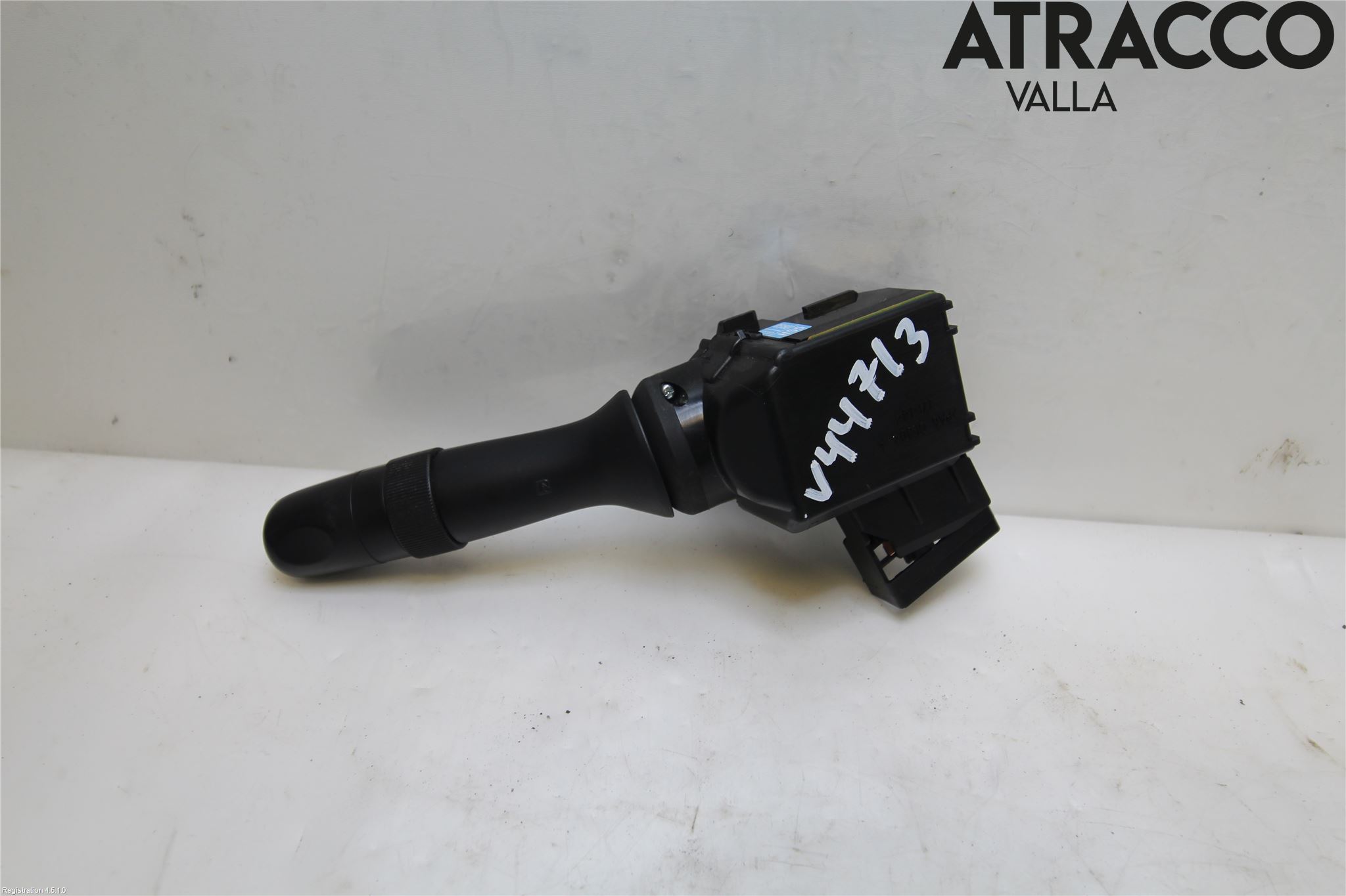 Toyota AVENSIS 16-18 Bryter Ratt Visker - Spyler