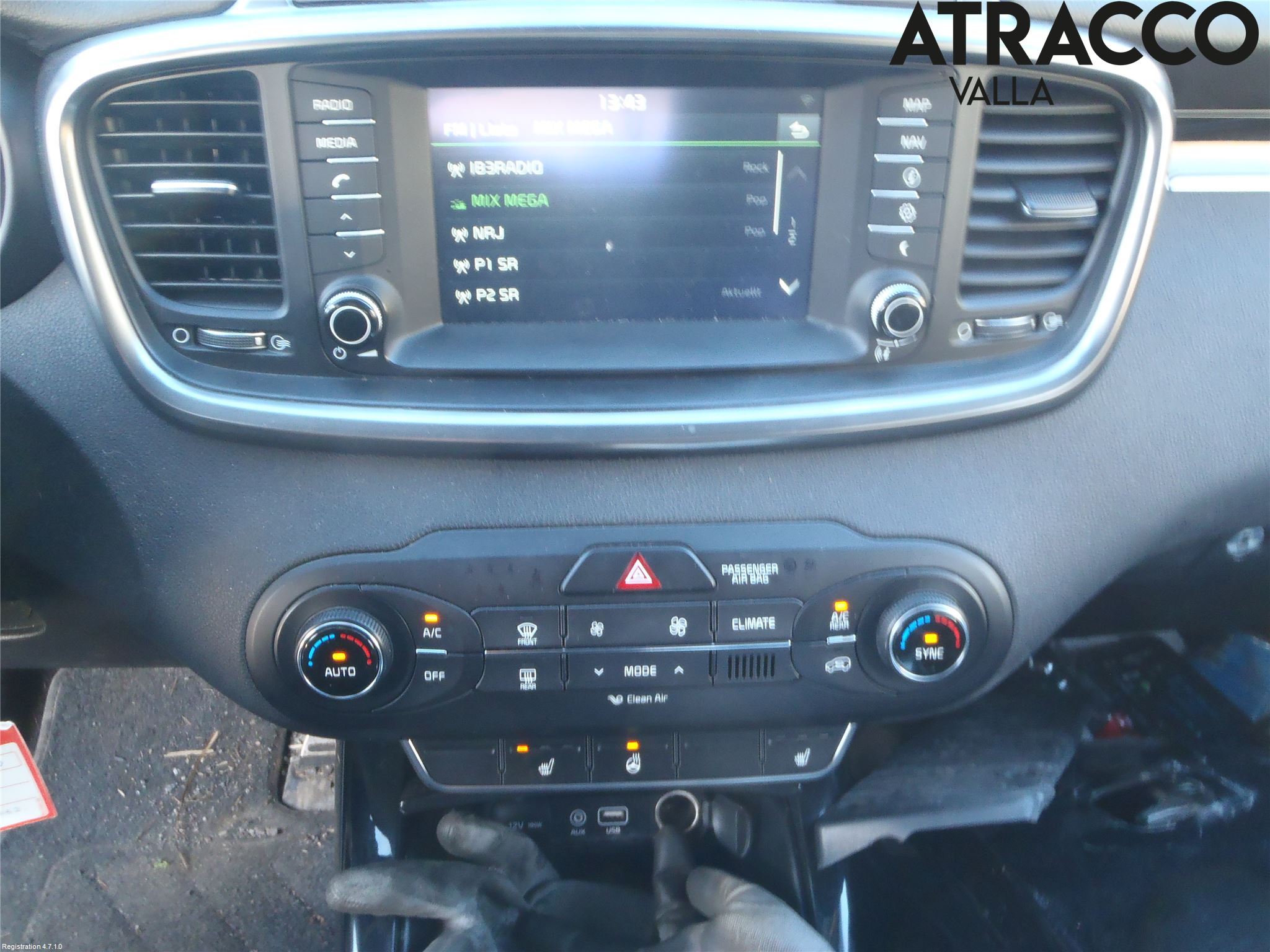 Kia SORENTO 15-20 Stereo Radio Med Cd