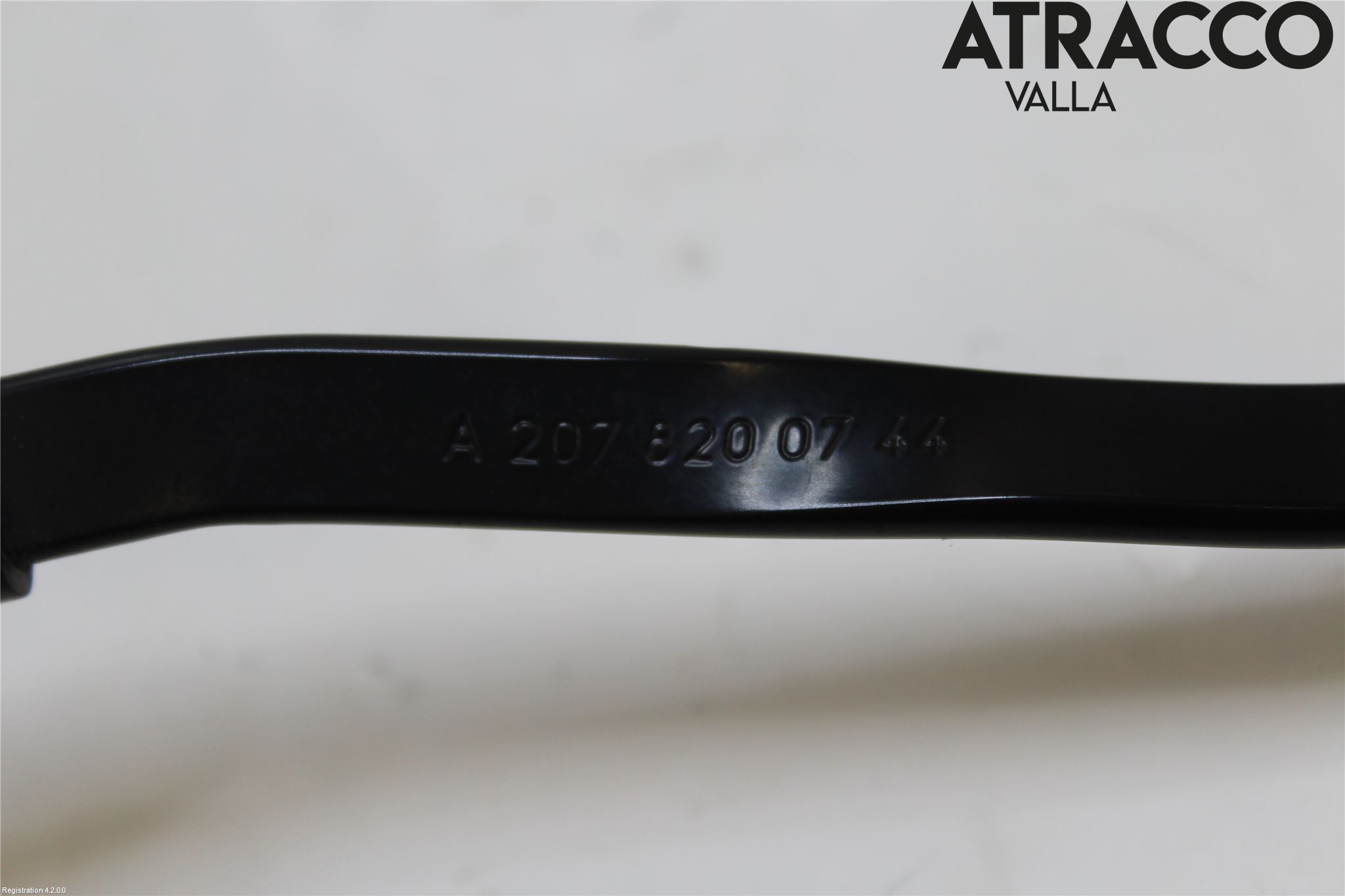 Mercedes-Benz MB E-KLASS (W212) 09-16 Viskerarm-Armer Frontrute