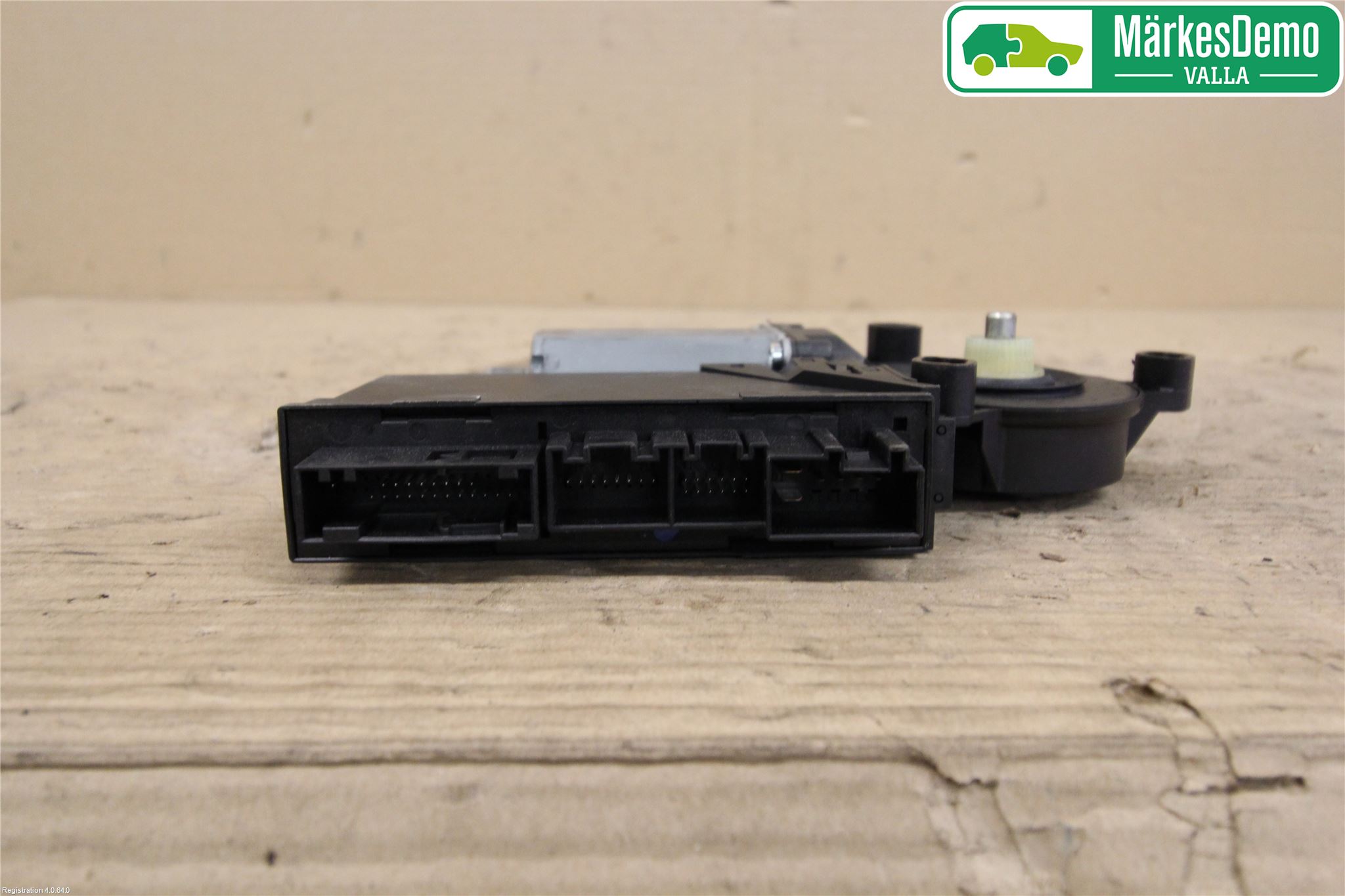 Audi A4/S4 05-07 Vindusheismotor