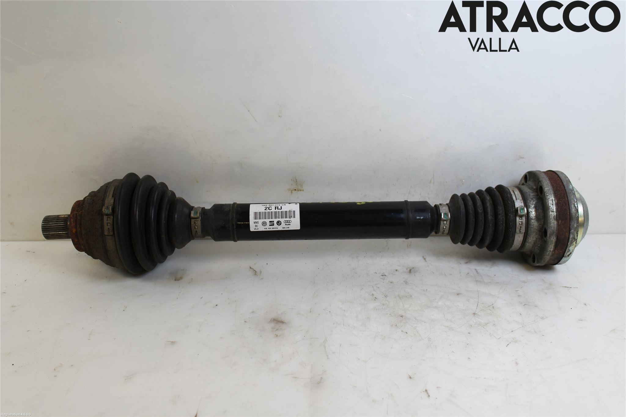 Volkswagen VW PASSAT 11-14 Drivaksel Foran Kompl Høyre