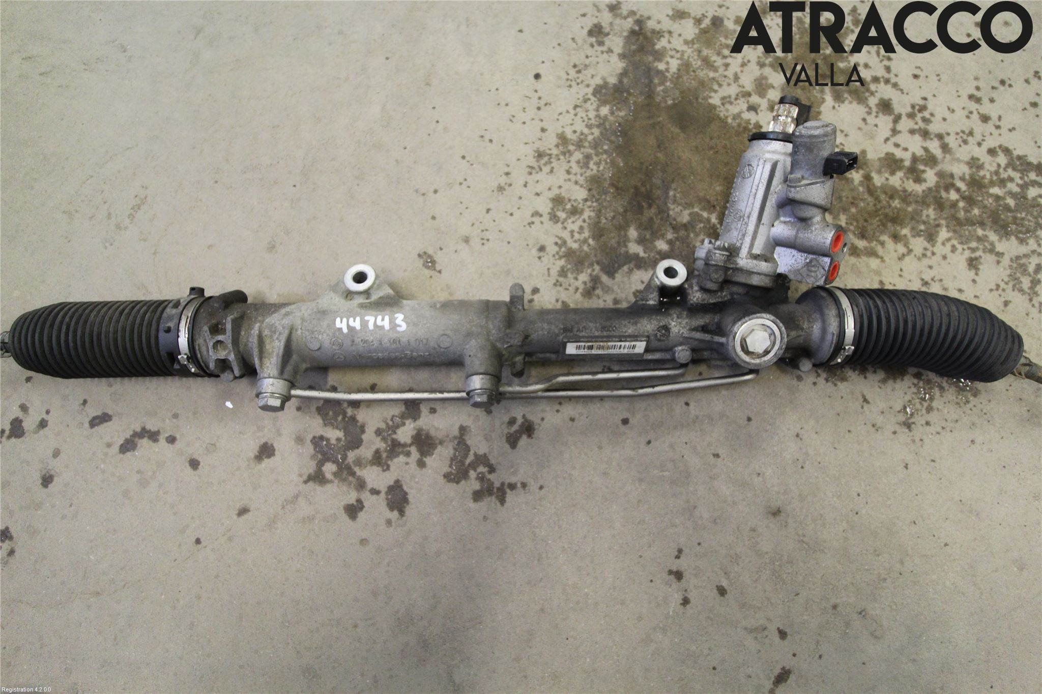 Mercedes-Benz MB E-KLASS (W212) 09-16 Servo Snekke - Tannstang