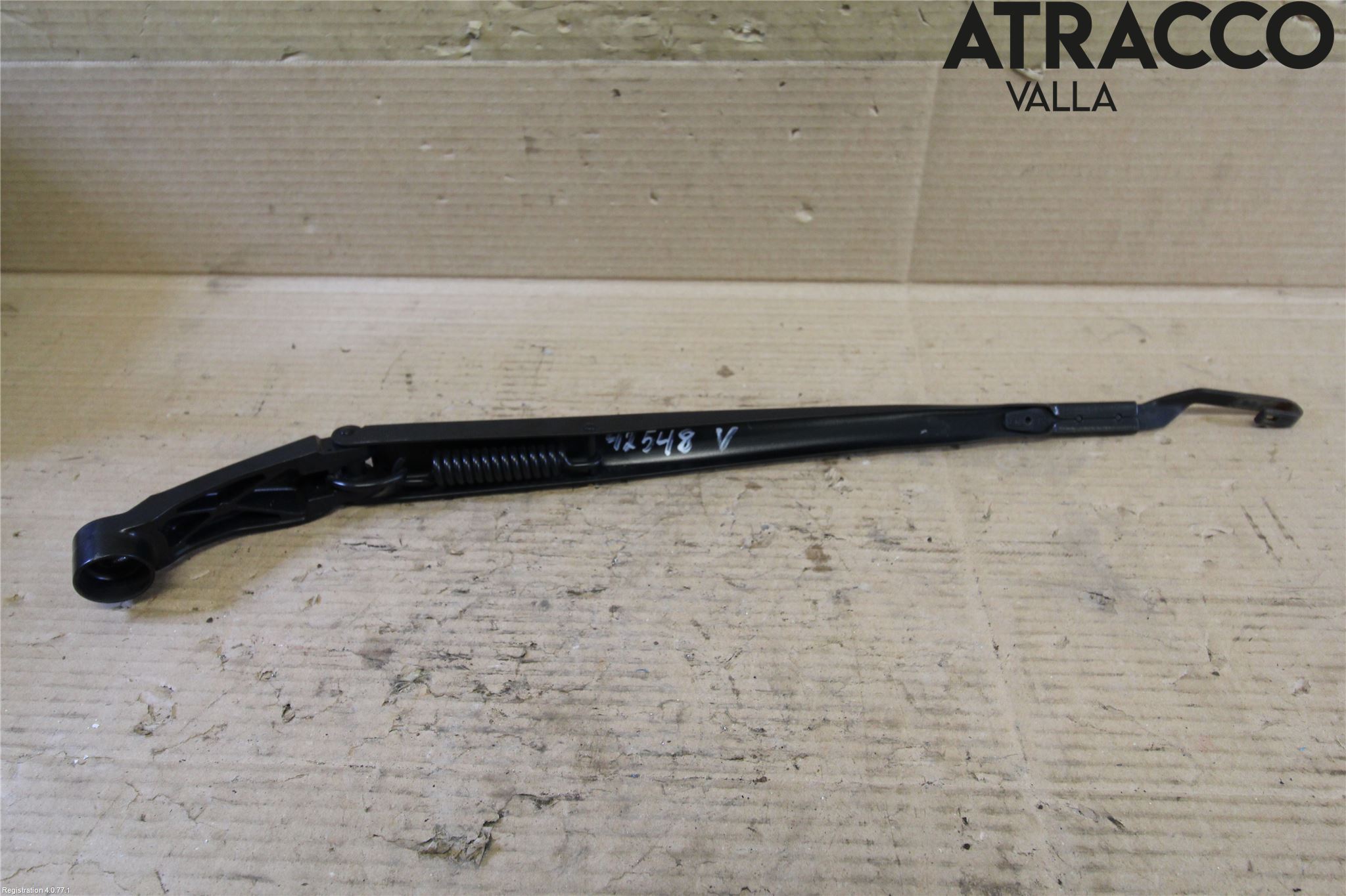 Toyota AURIS 13-19 Viskerarm-Armer Frontrute