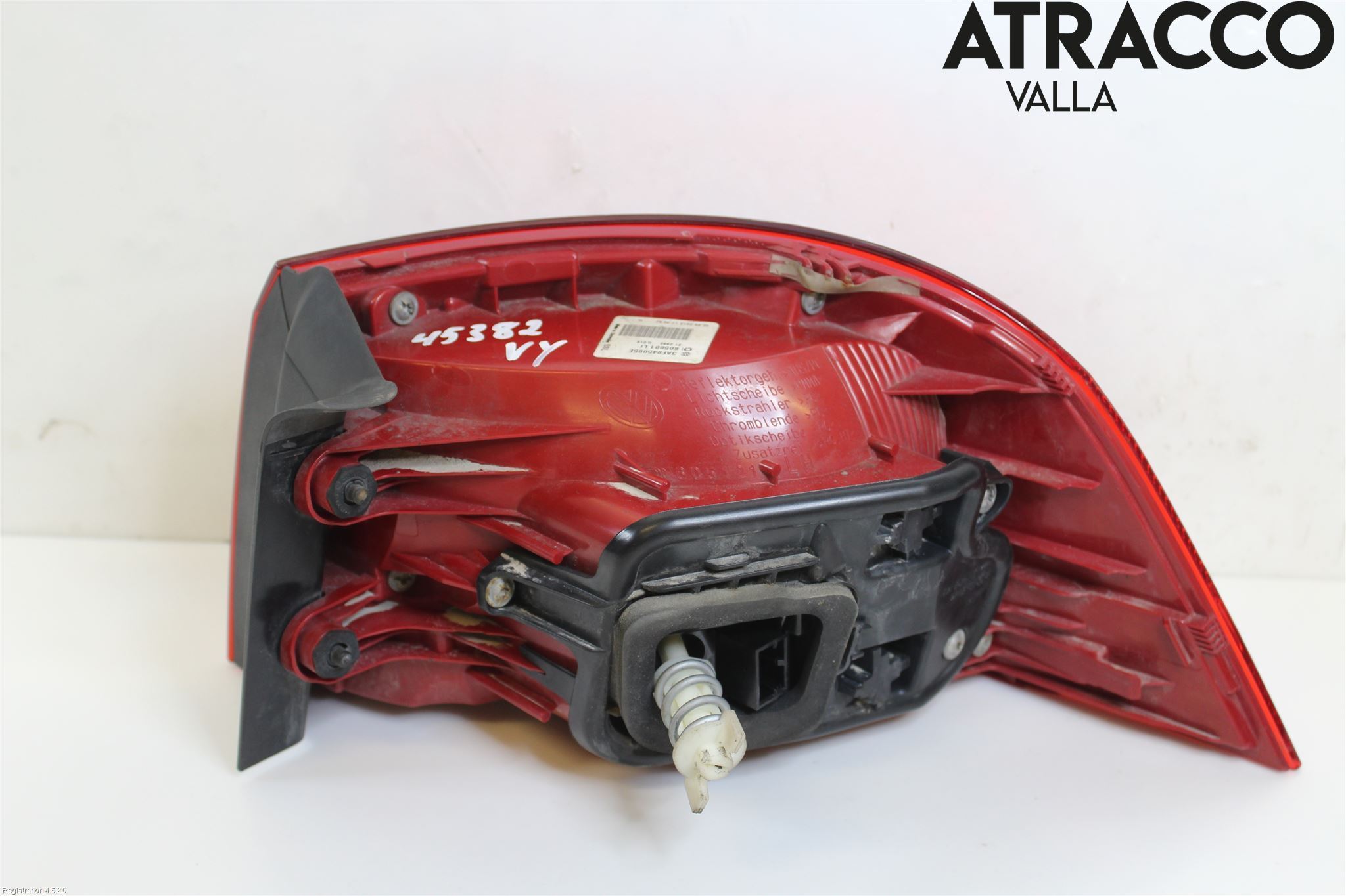 Volkswagen VW PASSAT 11-14 Baklykt Venstre