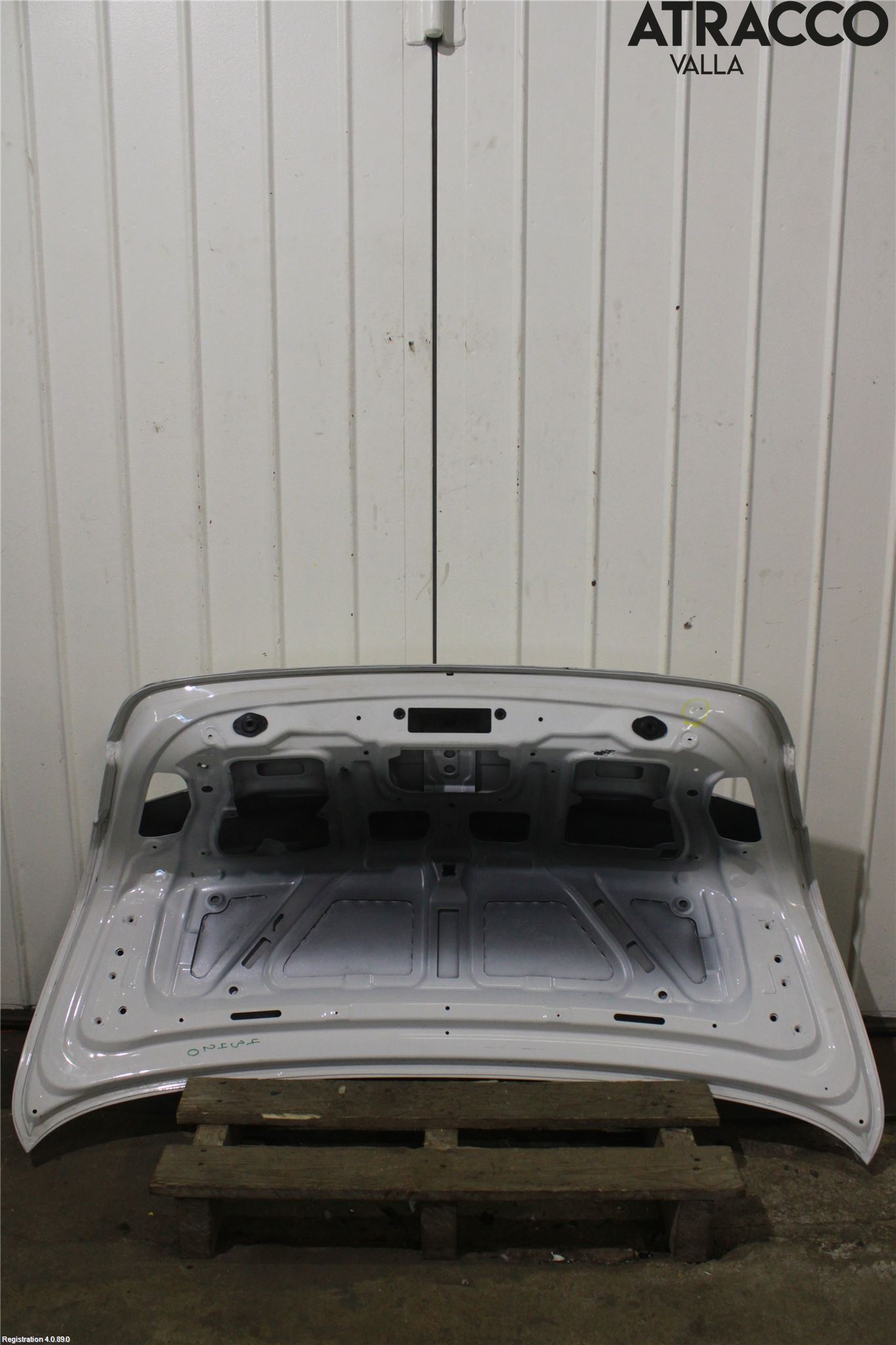 BMW 5 F10/F11/F18 09-17 Bakluke Koffertlokk