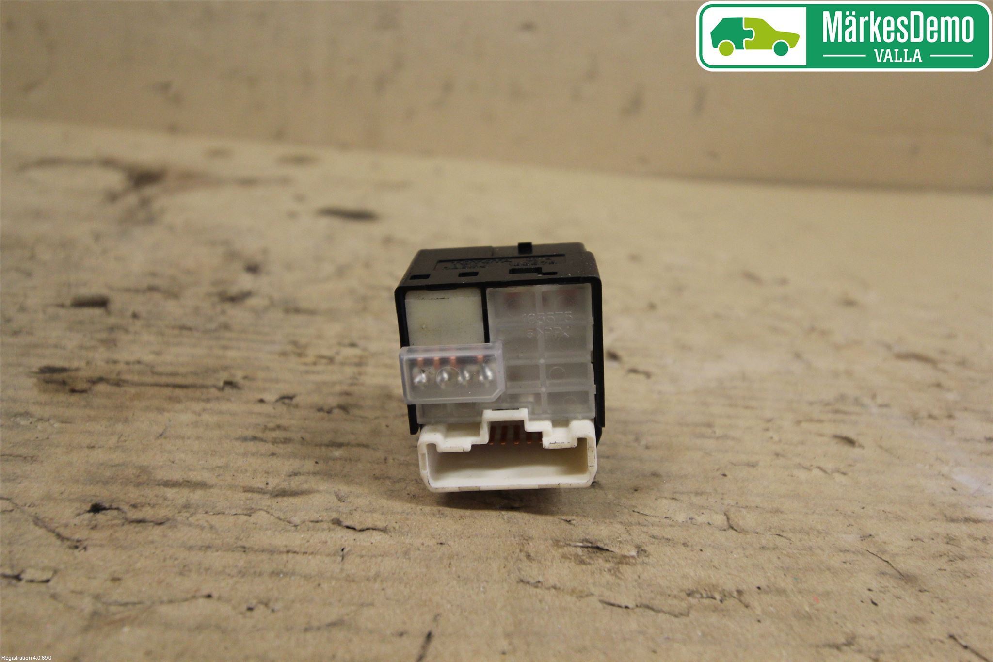 Toyota AVENSIS 07-08 Bryter Speil