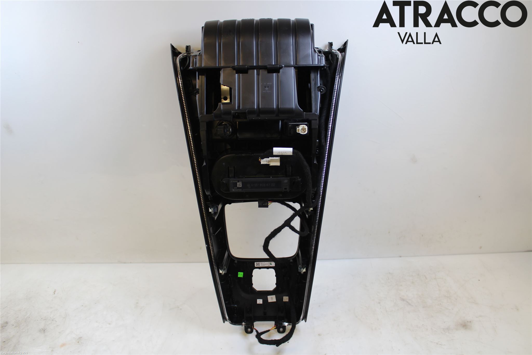 Mercedes-Benz MB CLA-KLASS (C118/X118) 19- Instrumentkonsoll Midt